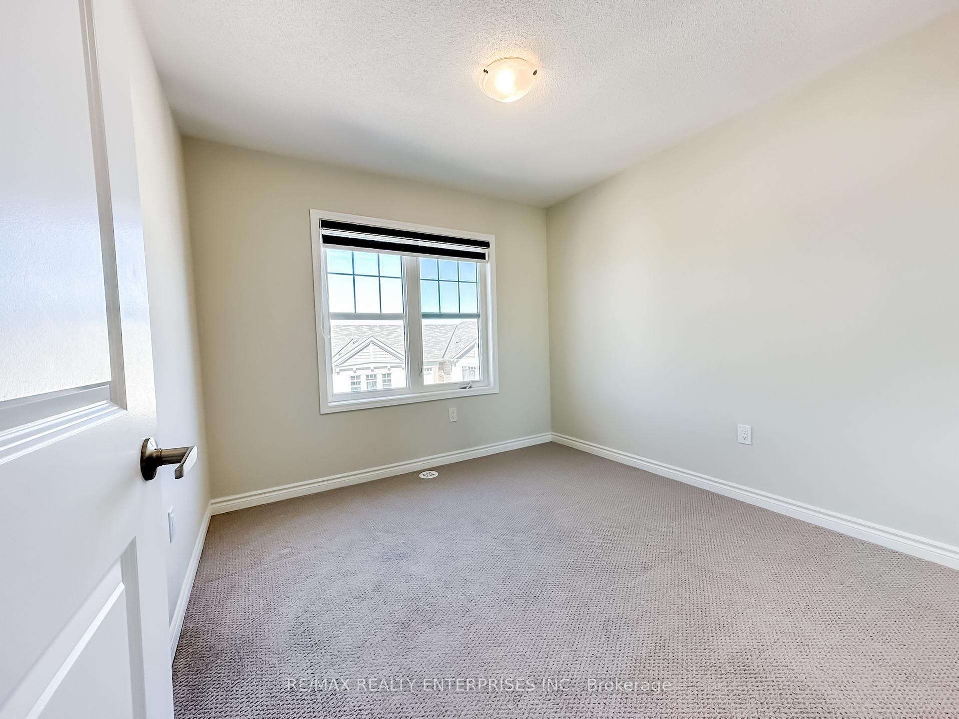 Photo 17 of Unit 143, 1000 Asleton Boulevard, Milton, Willmott — HOMEH