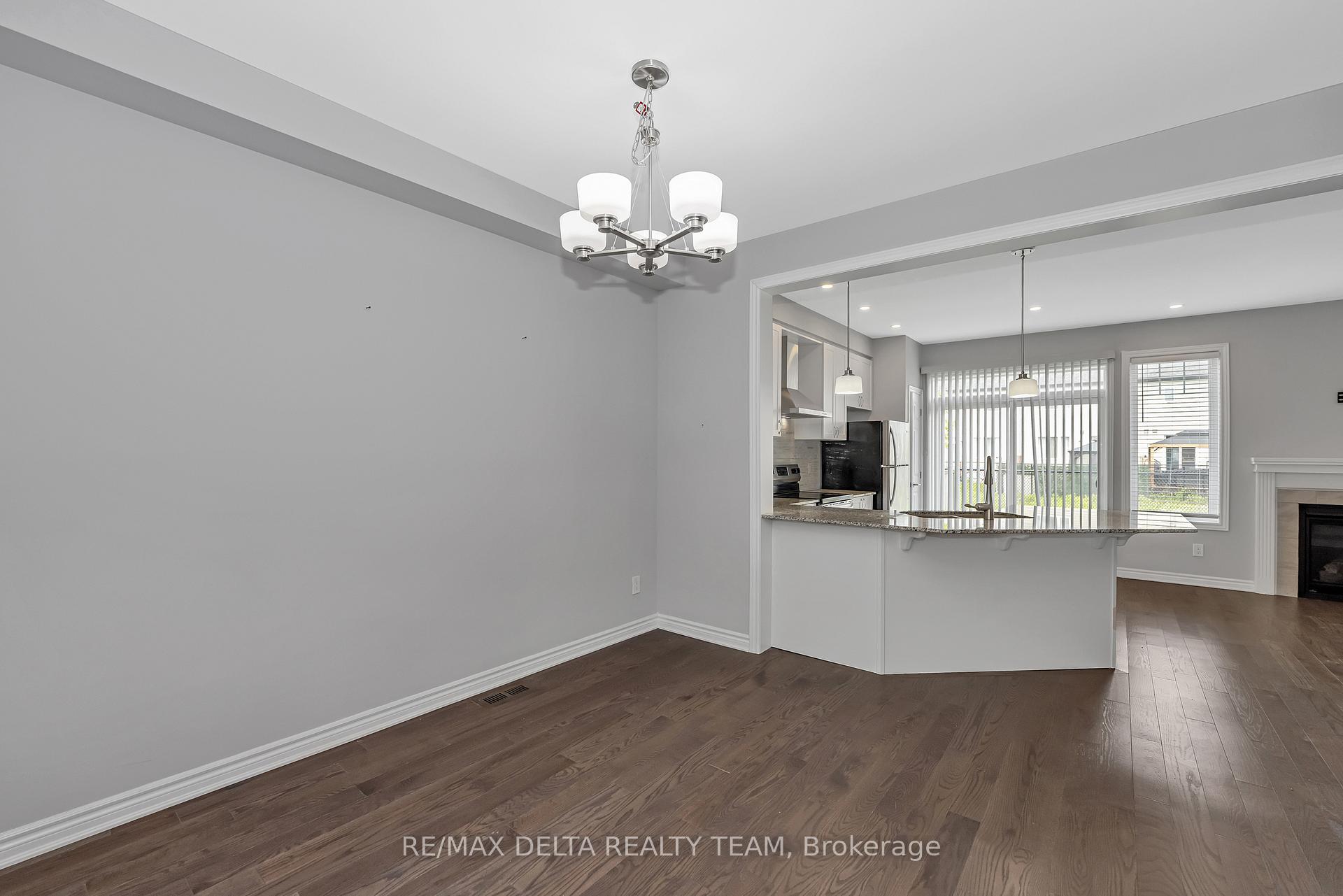Photo 8 of 237 Willow Aster Circle, Ottawa, Avalon West — HOMEH