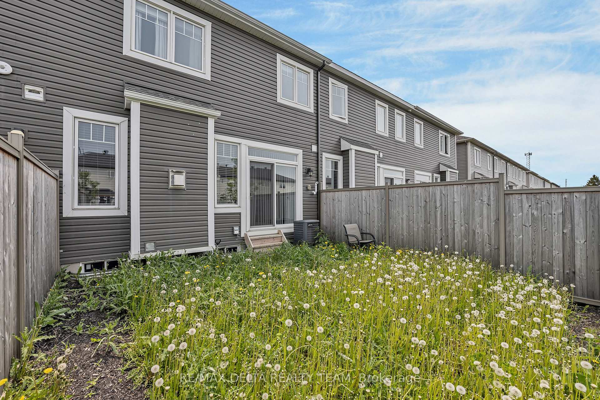 Photo 28 of 237 Willow Aster Circle, Ottawa, Avalon West — HOMEH