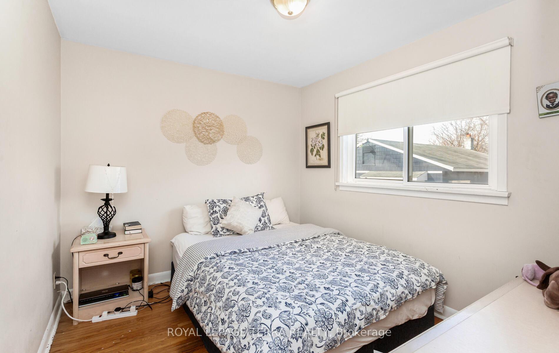 Photo 15 of 6267 Montrose Road, Niagara Falls, West Wood — HOMEH