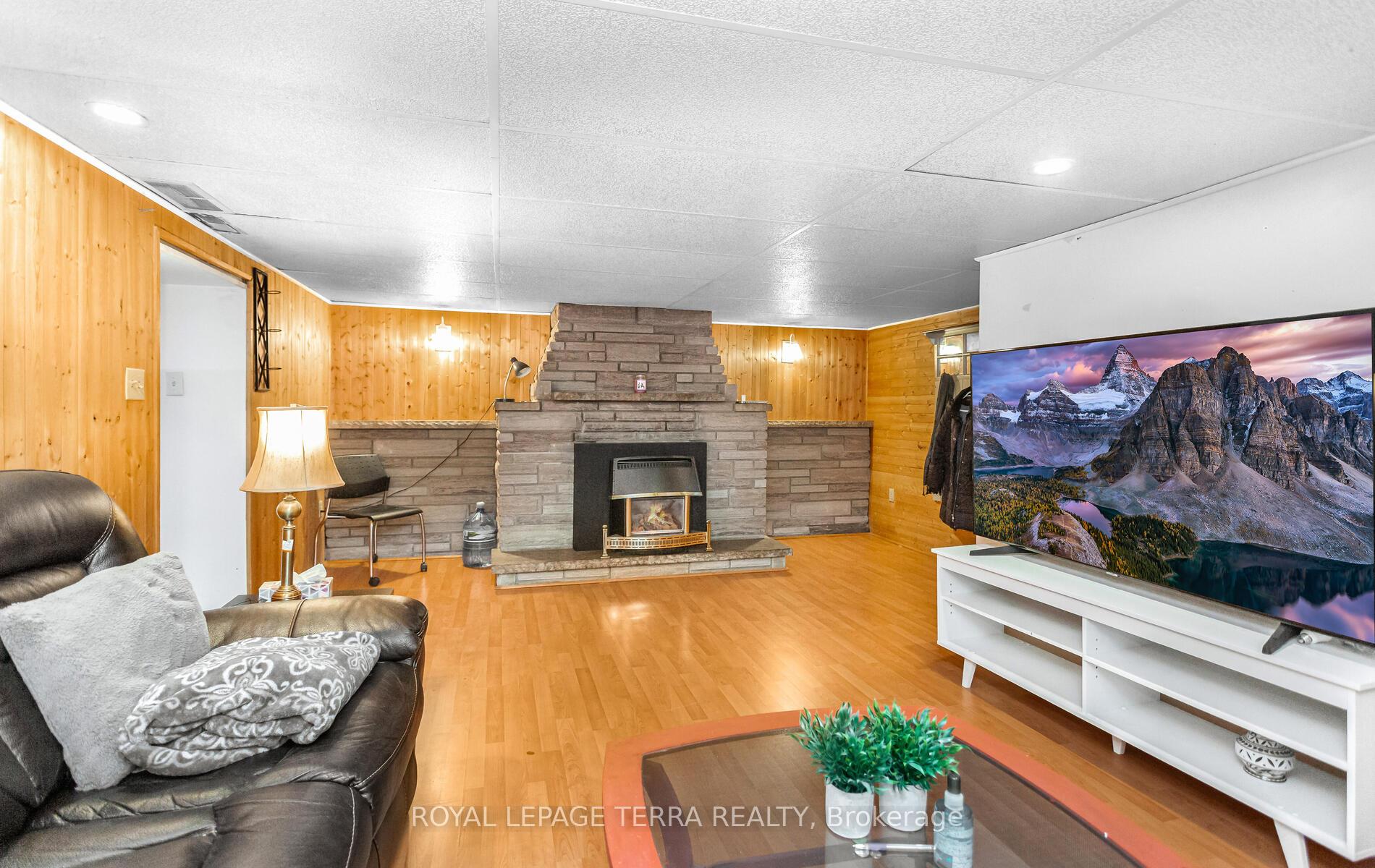 Photo 20 of 6267 Montrose Road, Niagara Falls, West Wood — HOMEH