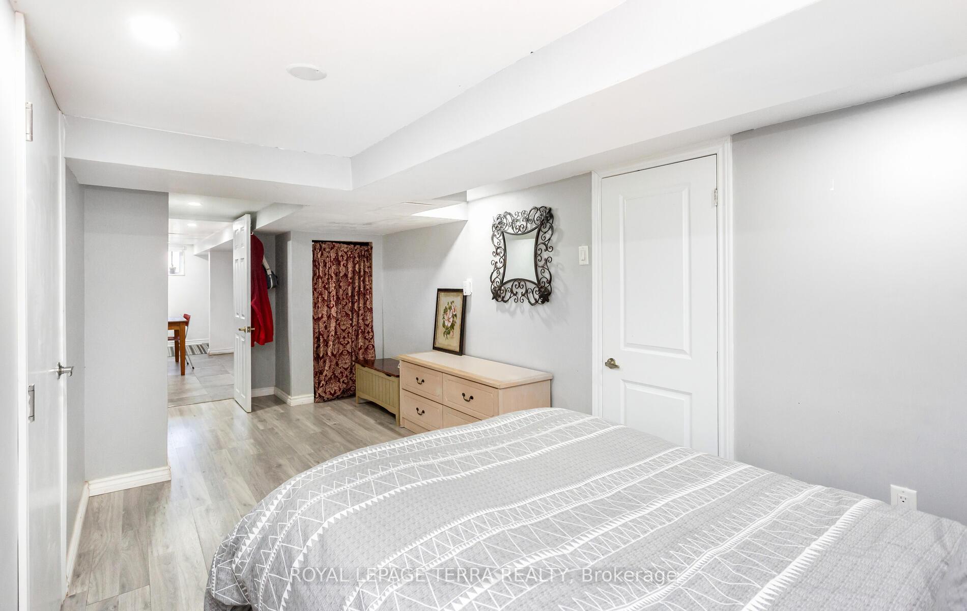 Photo 26 of 6267 Montrose Road, Niagara Falls, West Wood — HOMEH