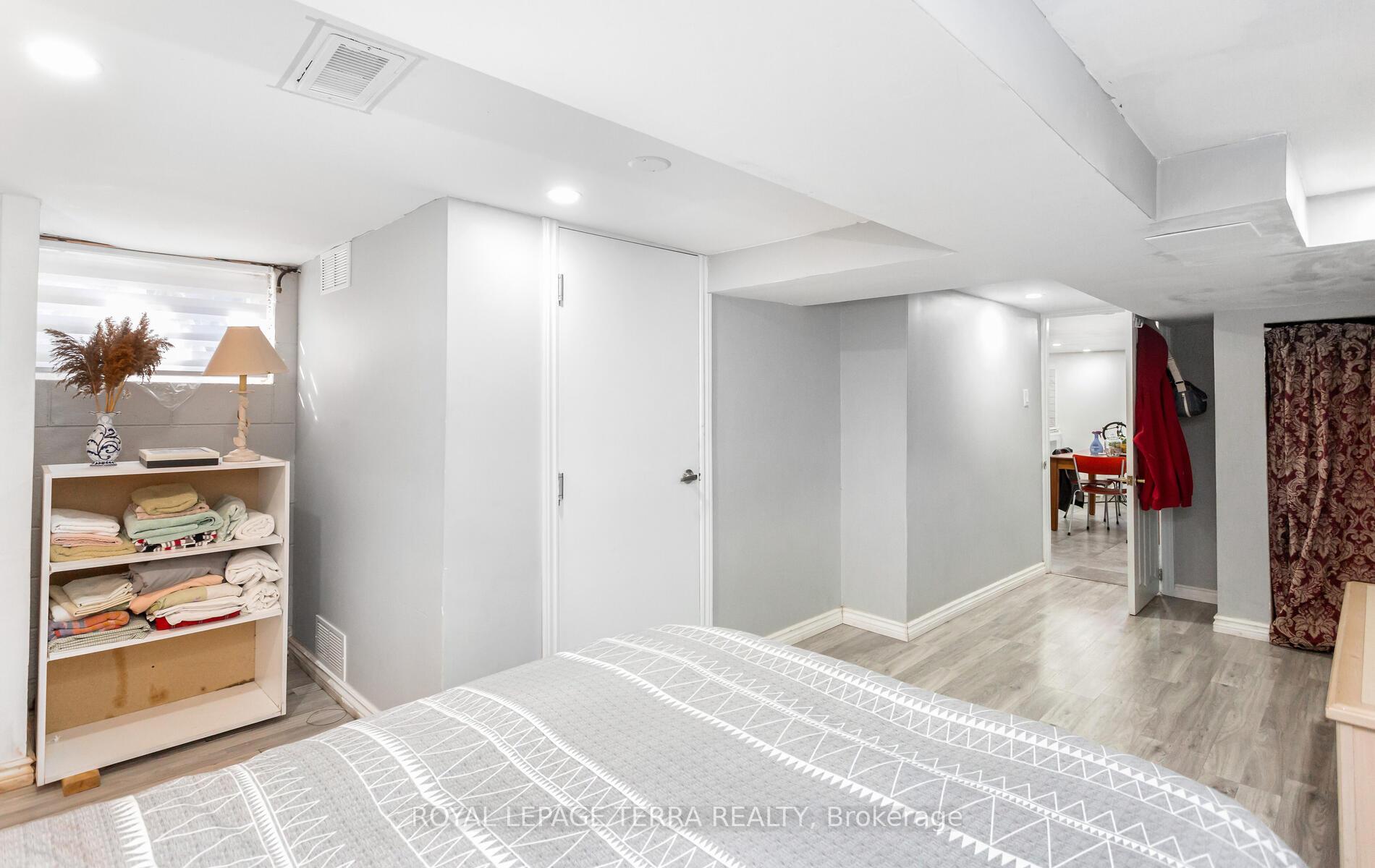 Photo 27 of 6267 Montrose Road, Niagara Falls, West Wood — HOMEH