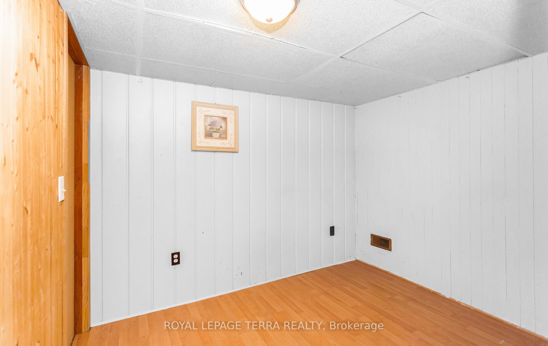 Photo 29 of 6267 Montrose Road, Niagara Falls, West Wood — HOMEH