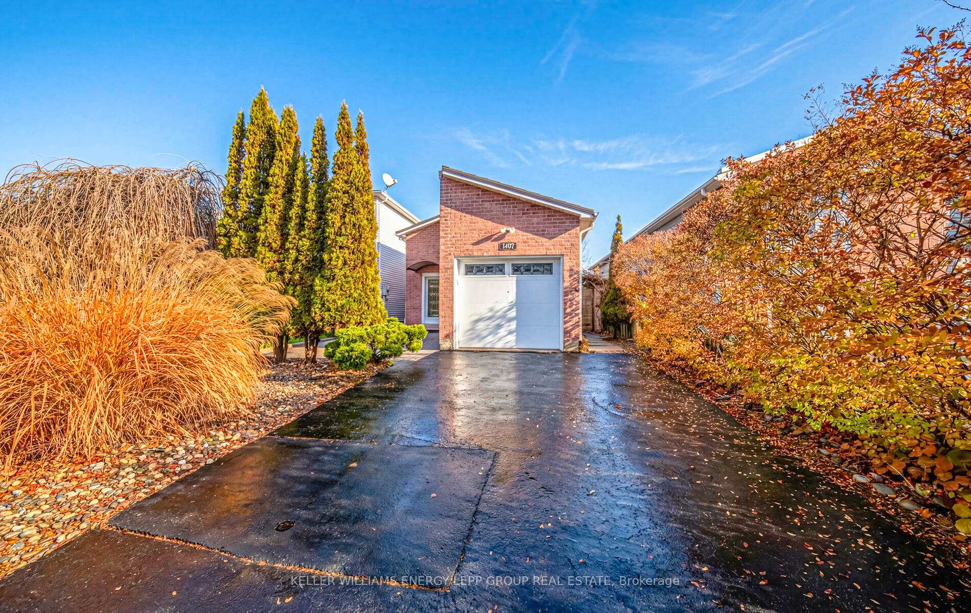 Photo 4 of 1407 Outlet Drive, Oshawa, Lakeview — HOMEH
