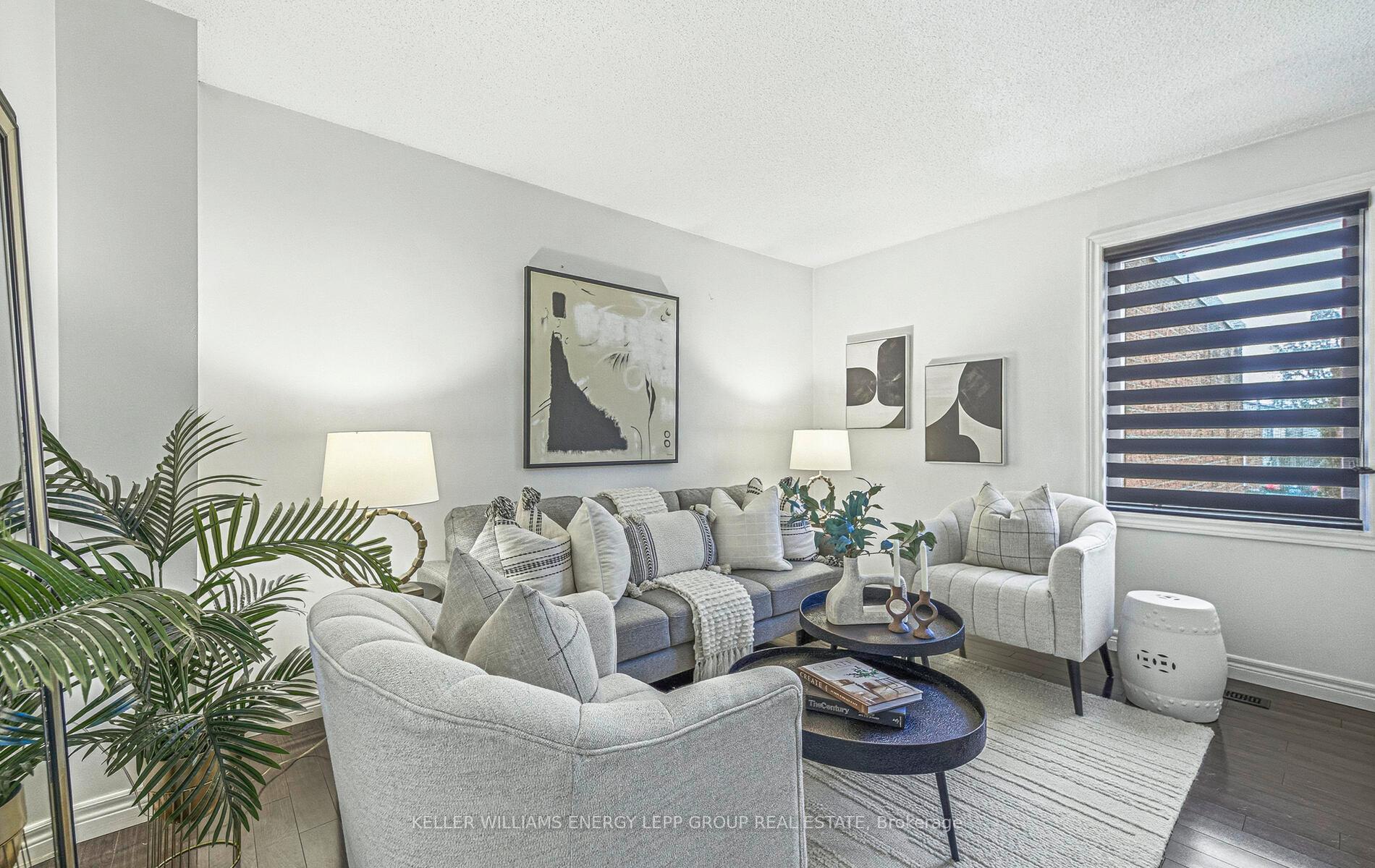 Photo 7 of 1407 Outlet Drive, Oshawa, Lakeview — HOMEH