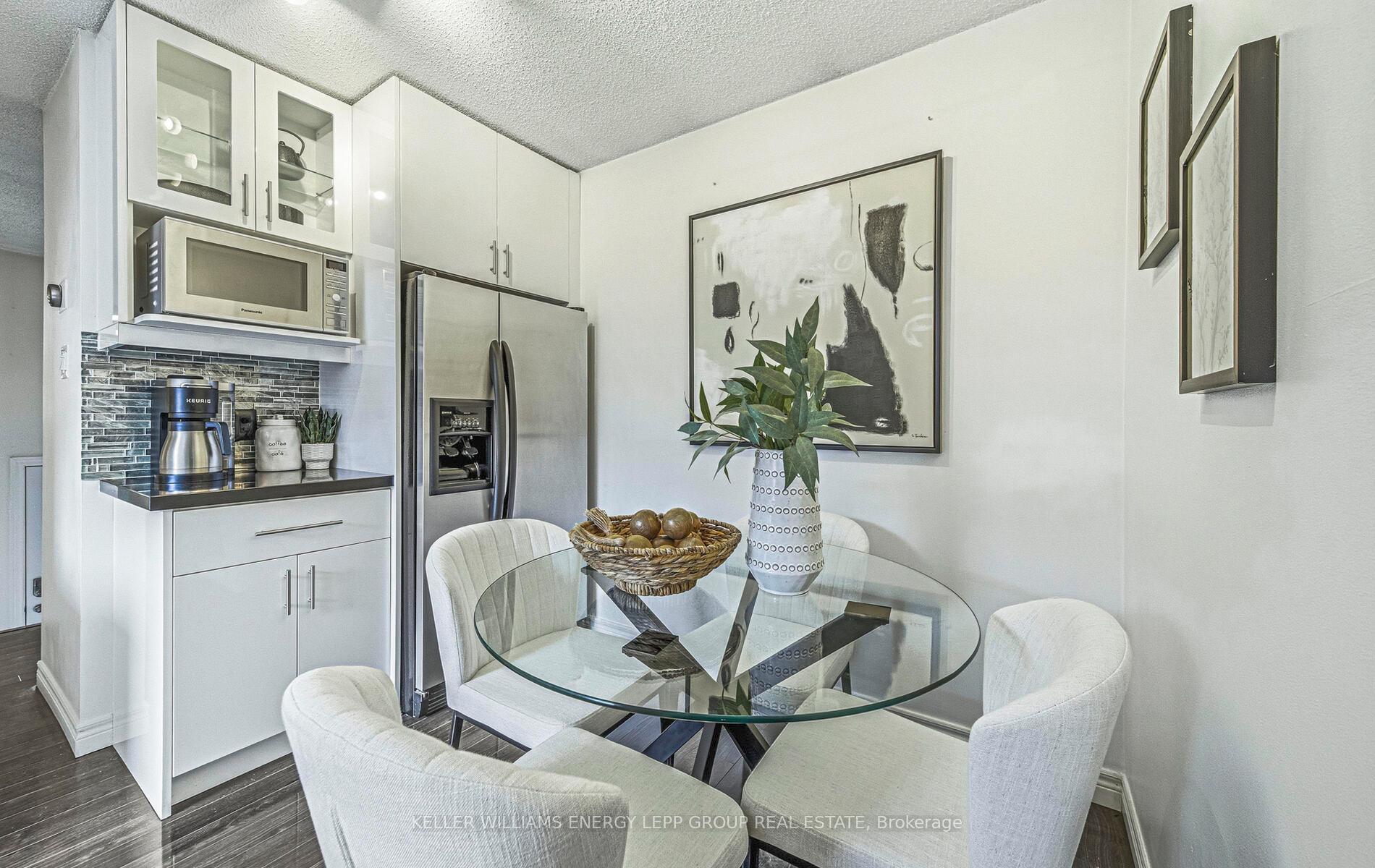 Photo 13 of 1407 Outlet Drive, Oshawa, Lakeview — HOMEH