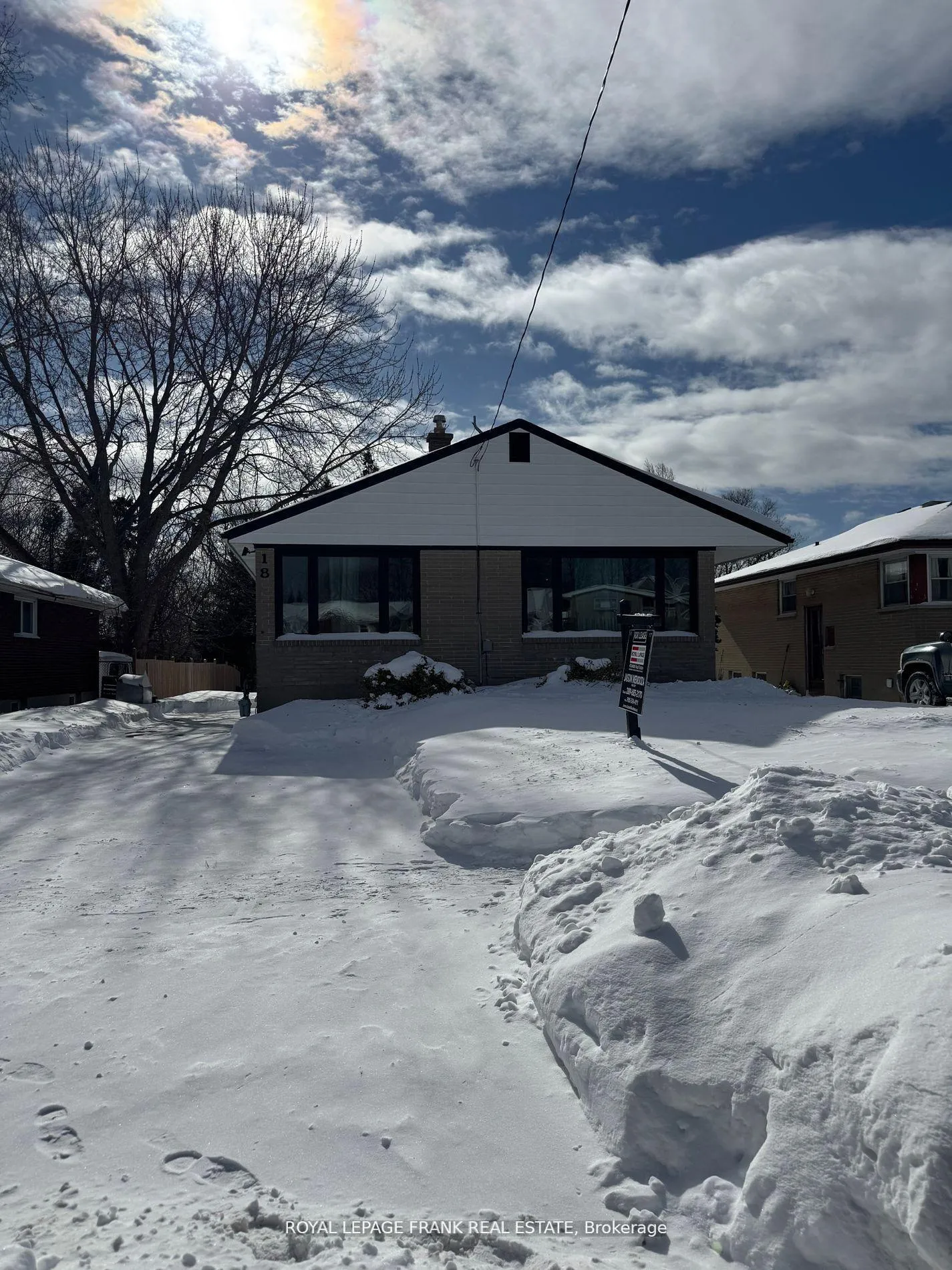 Front of Unit Main, 181 Southlawn Avenue