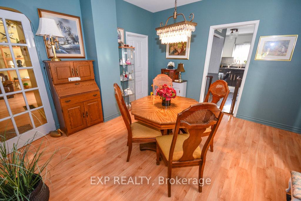 Photo 2 of 272 Station Street, North Middlesex, Parkhill — HOMEH