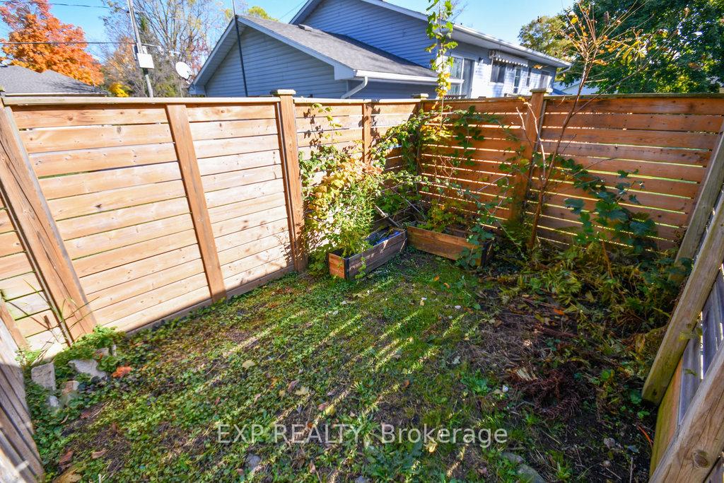 Photo 24 of 272 Station Street, North Middlesex, Parkhill — HOMEH
