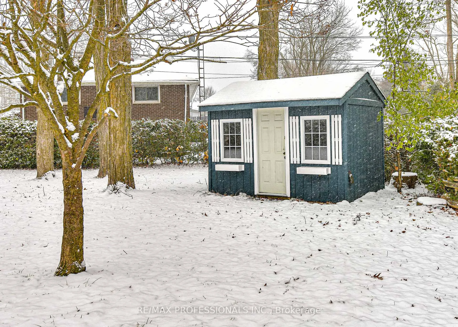 Photo 5 of 255 Lawrence Avenue, Orillia — HOMEH