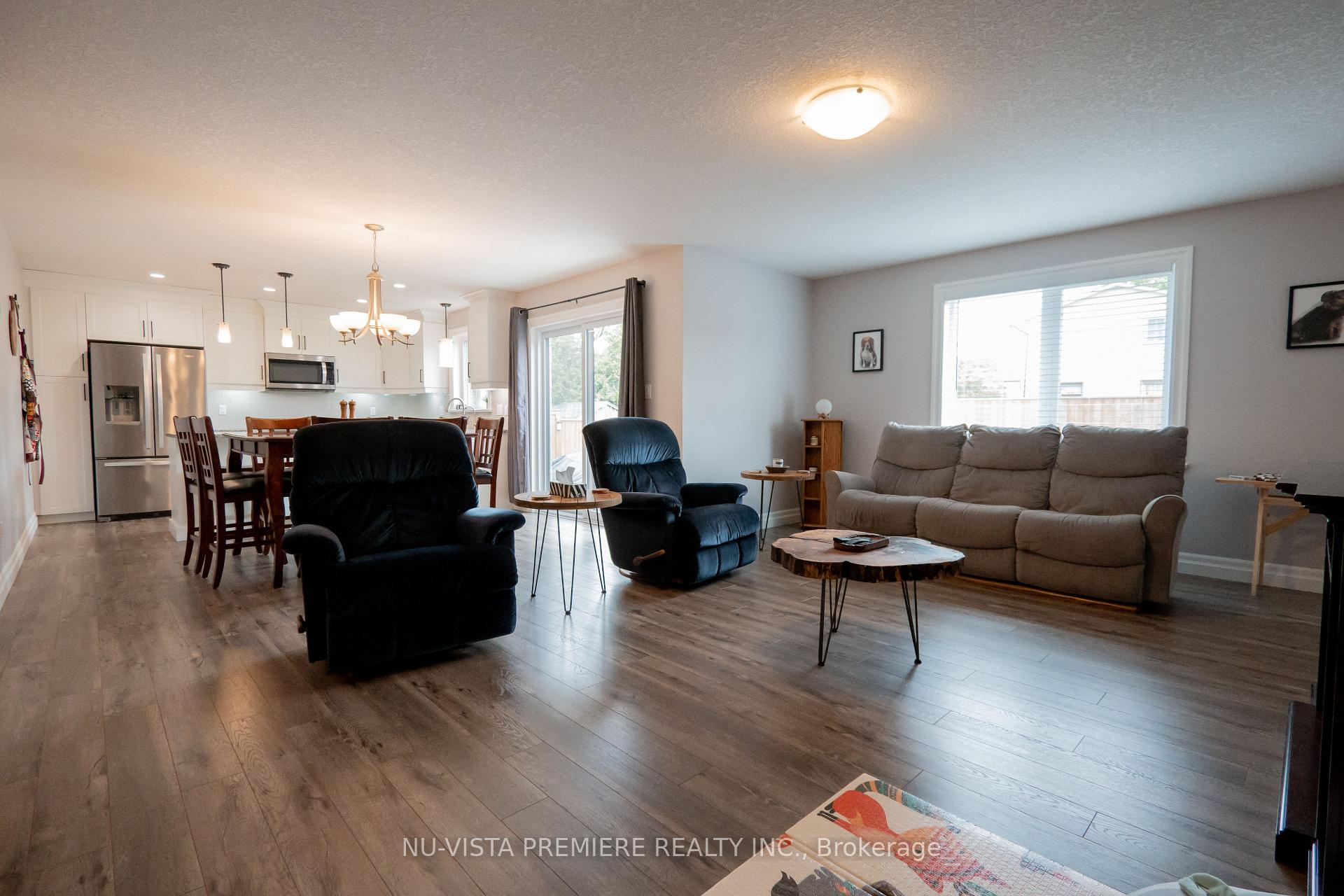 Photo 10 of 825 Binning Street W, North Perth, Wallace — HOMEH