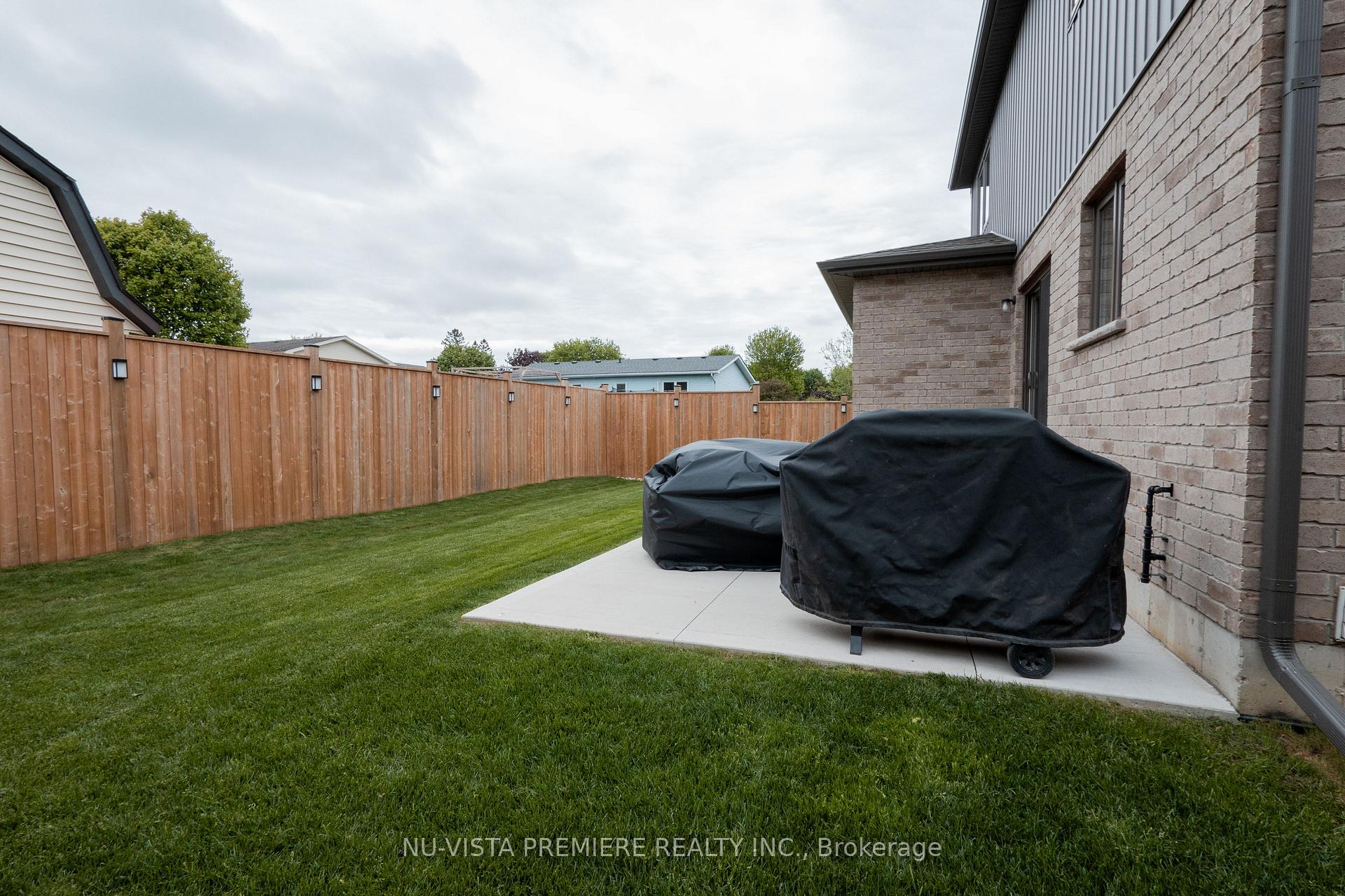 Photo 47 of 825 Binning Street W, North Perth, Wallace — HOMEH
