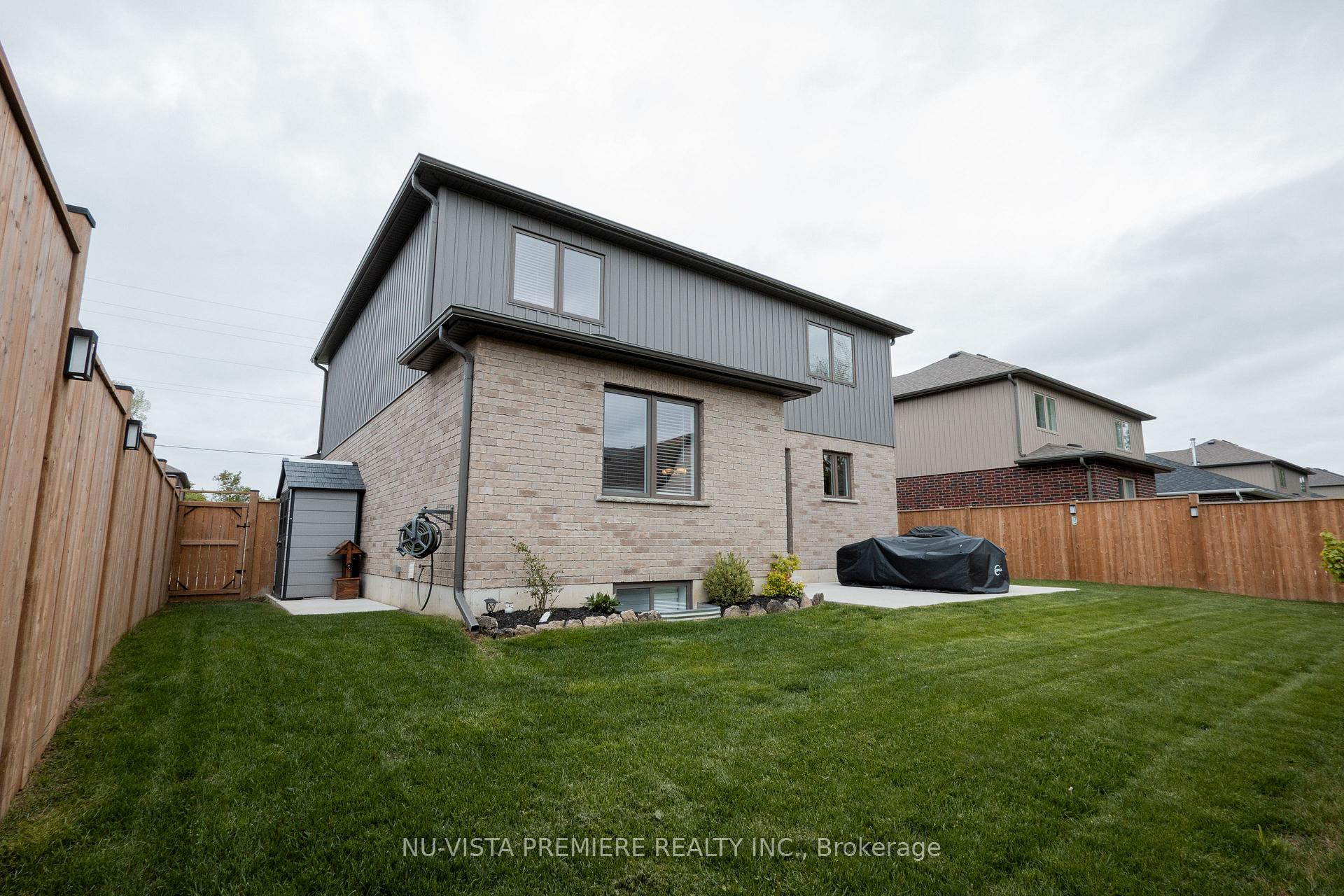 Photo 50 of 825 Binning Street W, North Perth, Wallace — HOMEH