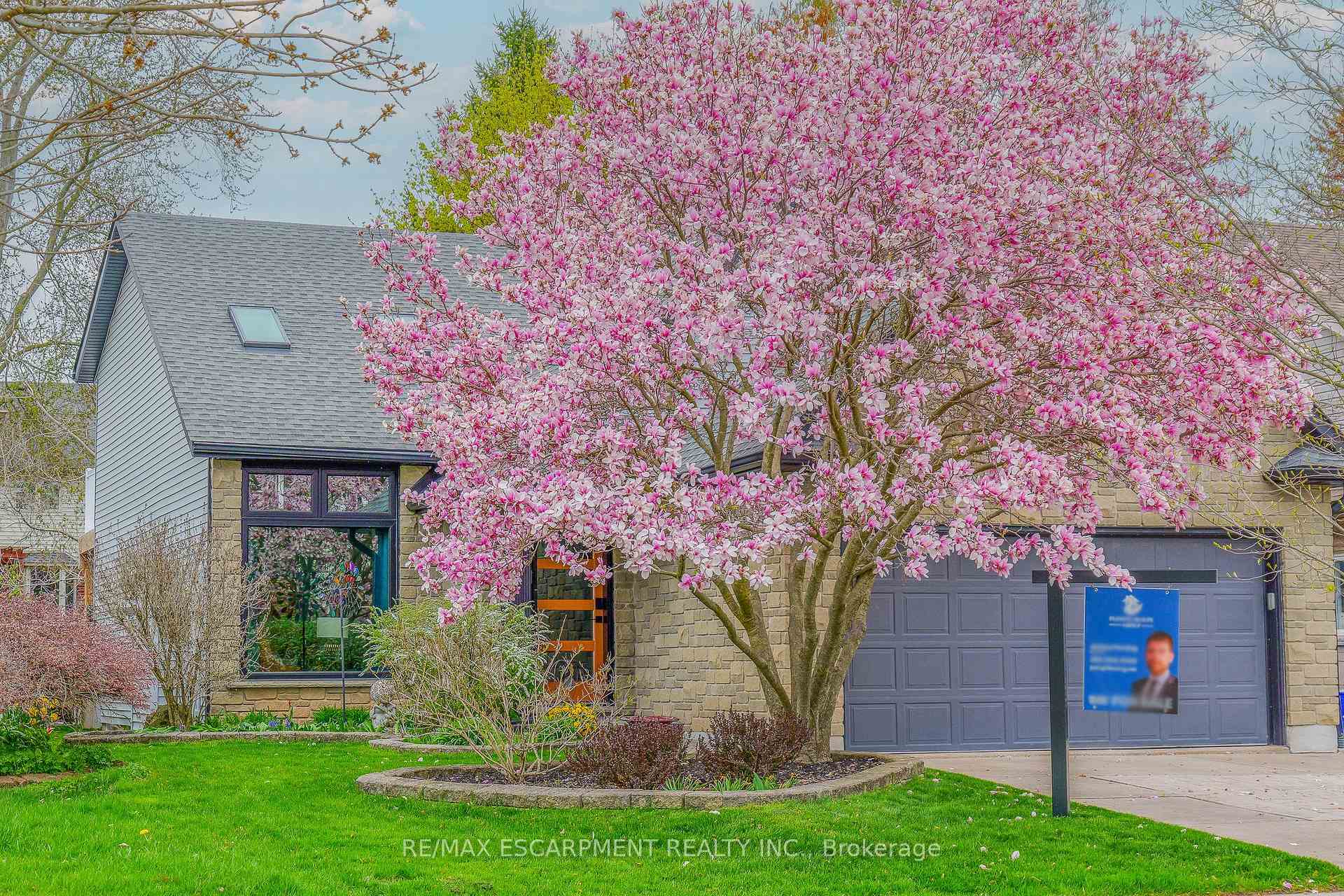 Photo 1 of 321 Beckett Crescent, Pelham, Fonthill — HOMEH