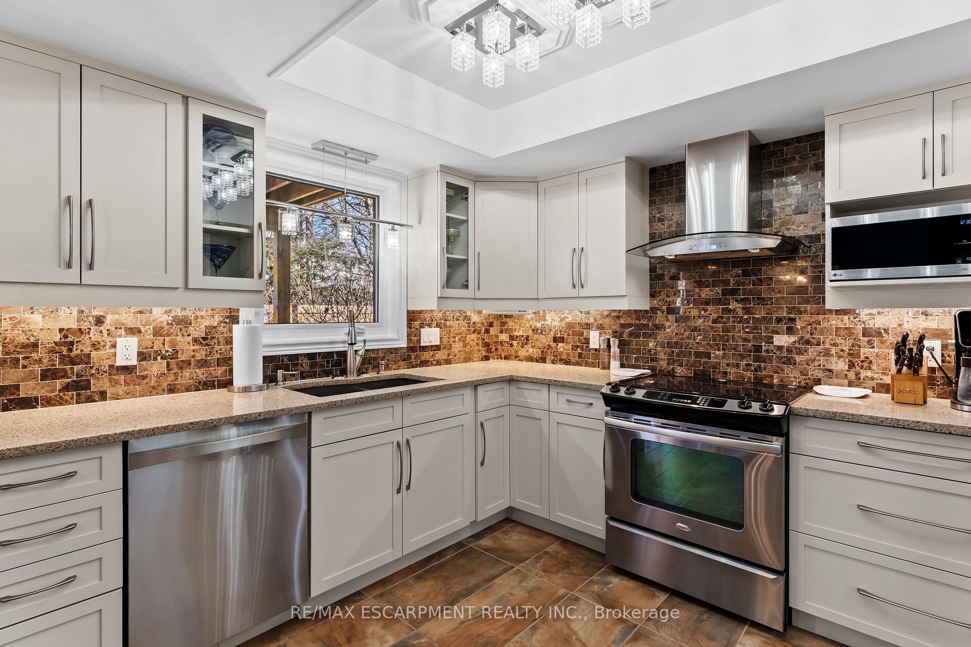 Photo 11 of 321 Beckett Crescent, Pelham, Fonthill — HOMEH