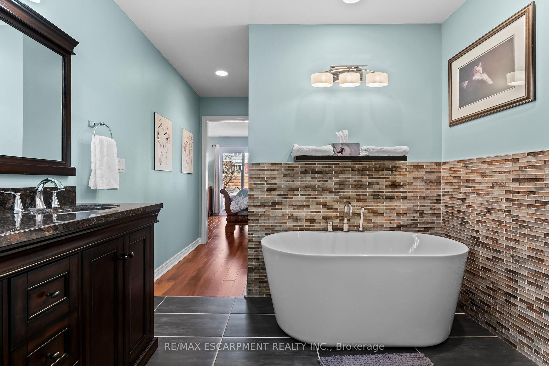 Photo 18 of 321 Beckett Crescent, Pelham, Fonthill — HOMEH