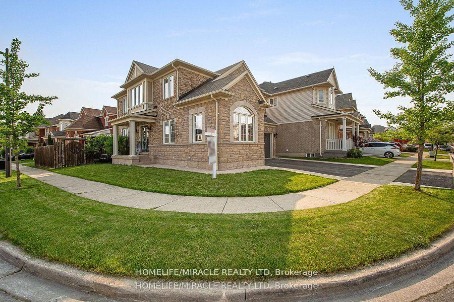 Photo 7 of 949 Zelinsky Crescent, Milton, Coates — HOMEH