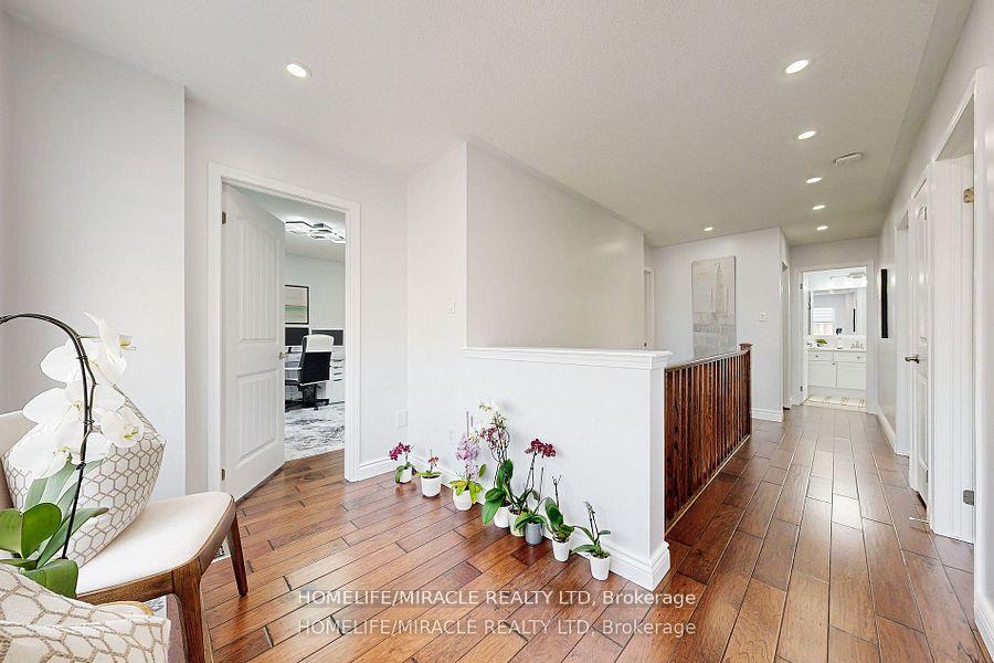 Photo 39 of 949 Zelinsky Crescent, Milton, Coates — HOMEH