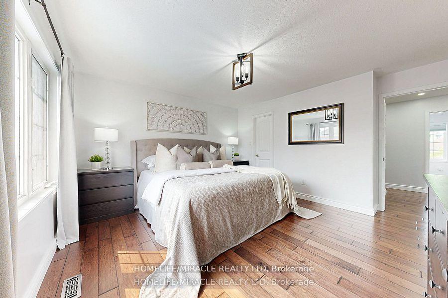 Photo 26 of 949 Zelinsky Crescent, Milton, Coates — HOMEH
