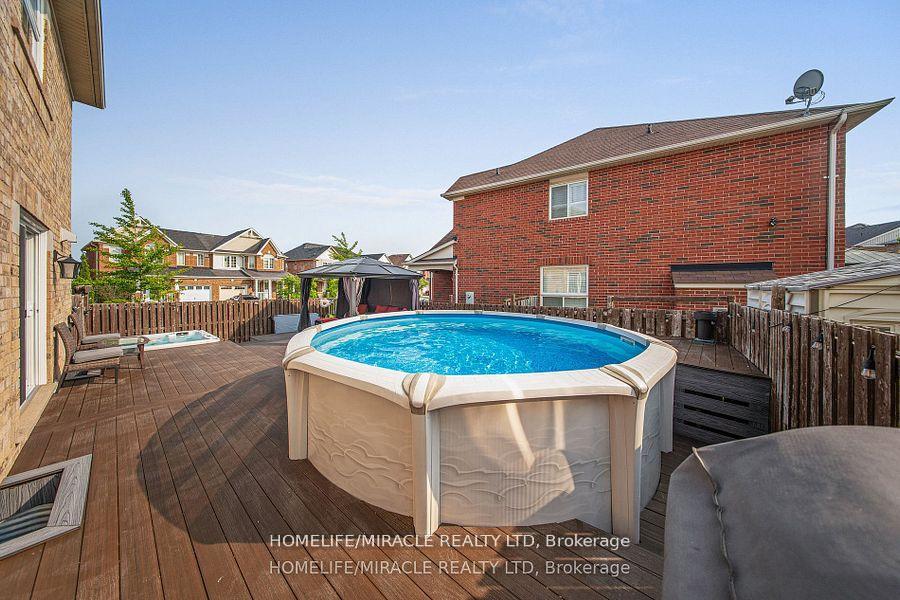 Photo 29 of 949 Zelinsky Crescent, Milton, Coates — HOMEH