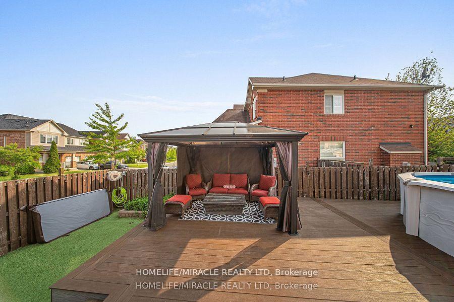 Photo 32 of 949 Zelinsky Crescent, Milton, Coates — HOMEH