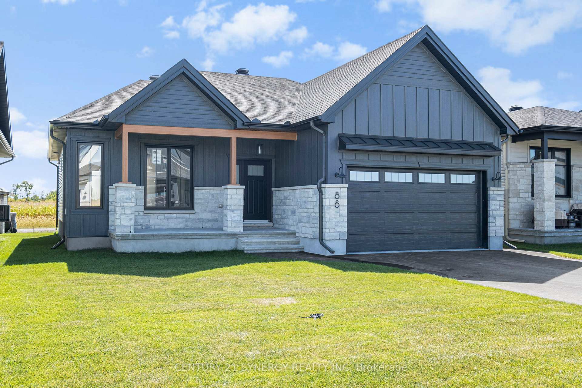 Photo 2 of 88 Helen Street, North Stormont, North Stormont (Finch) Twp — HOMEH