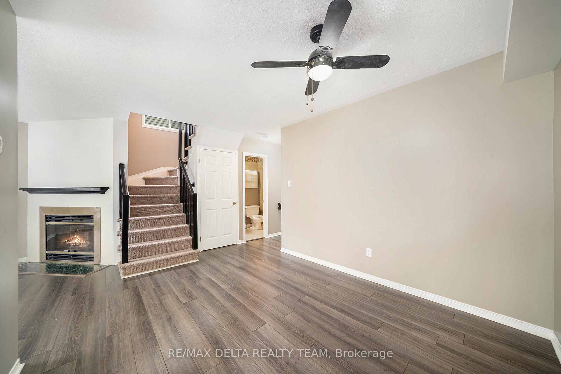 Photo 5 of 786 Hancock Crescent, Ottawa, Fallingbrook/Ridgemount — HOMEH
