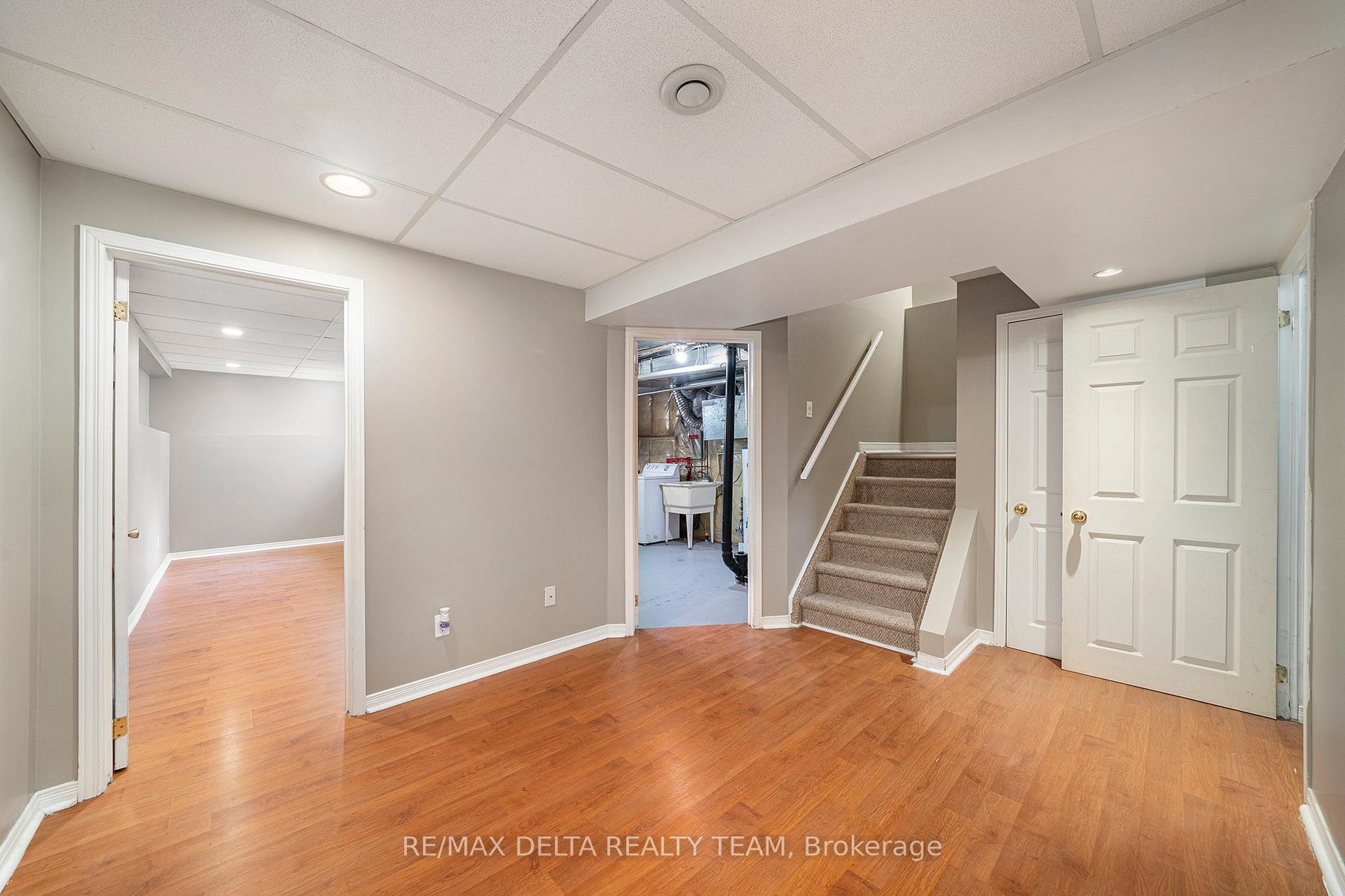Photo 17 of 786 Hancock Crescent, Ottawa, Fallingbrook/Ridgemount — HOMEH