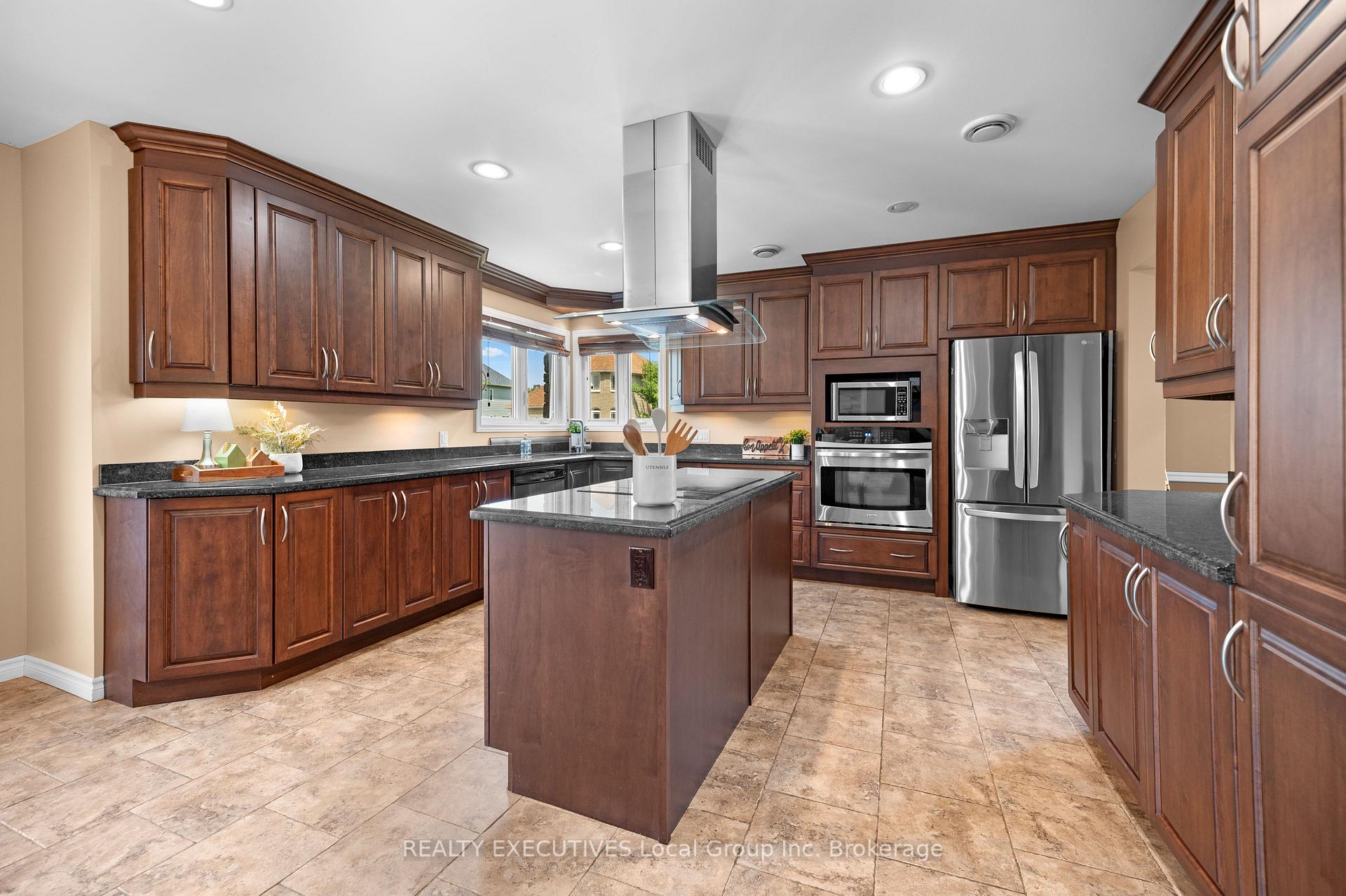 Photo 10 of 62 Dellandrea Drive, North Bay, Widdifield — HOMEH