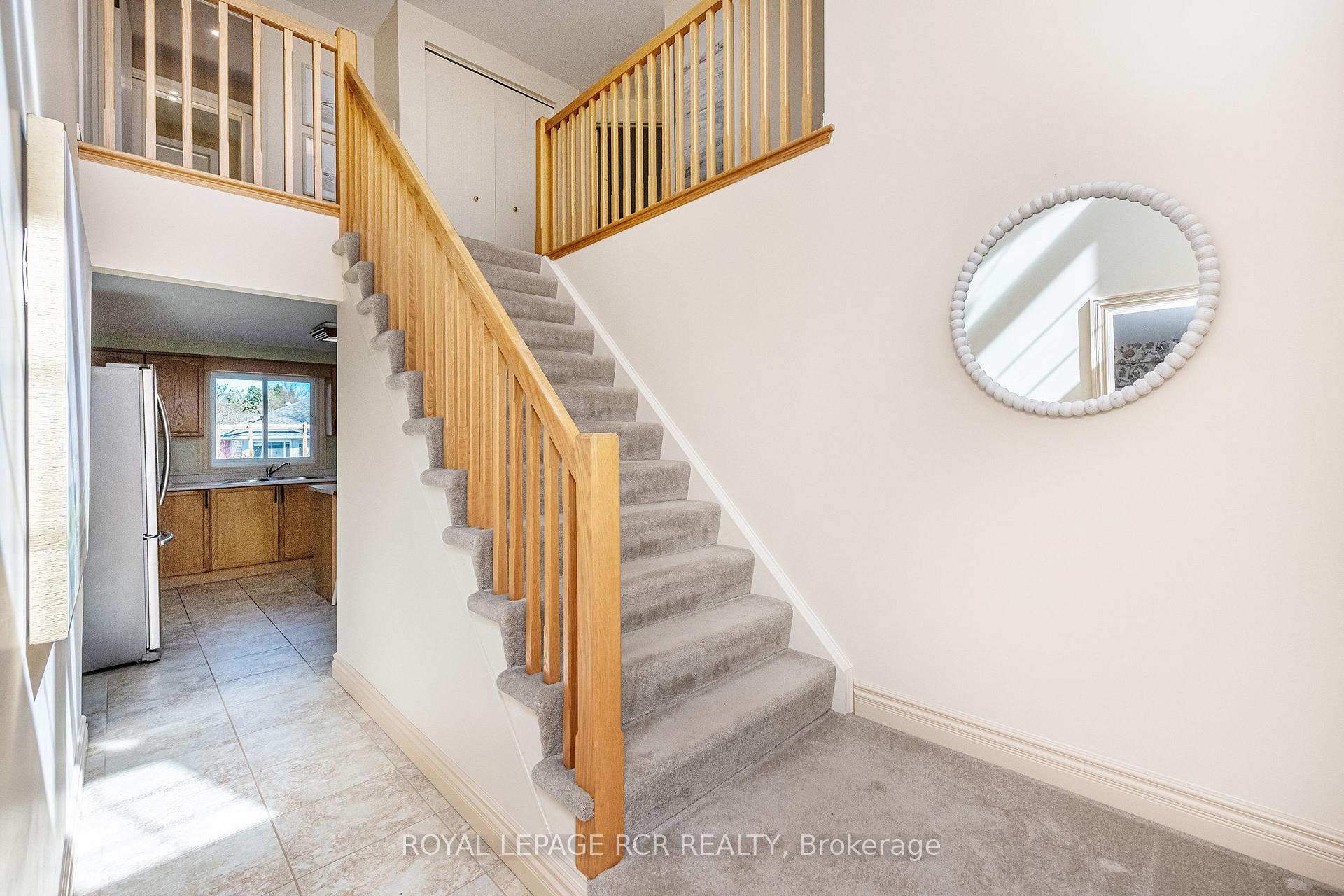 Photo 3 of 222 Walsh Crescent, Orangeville — HOMEH