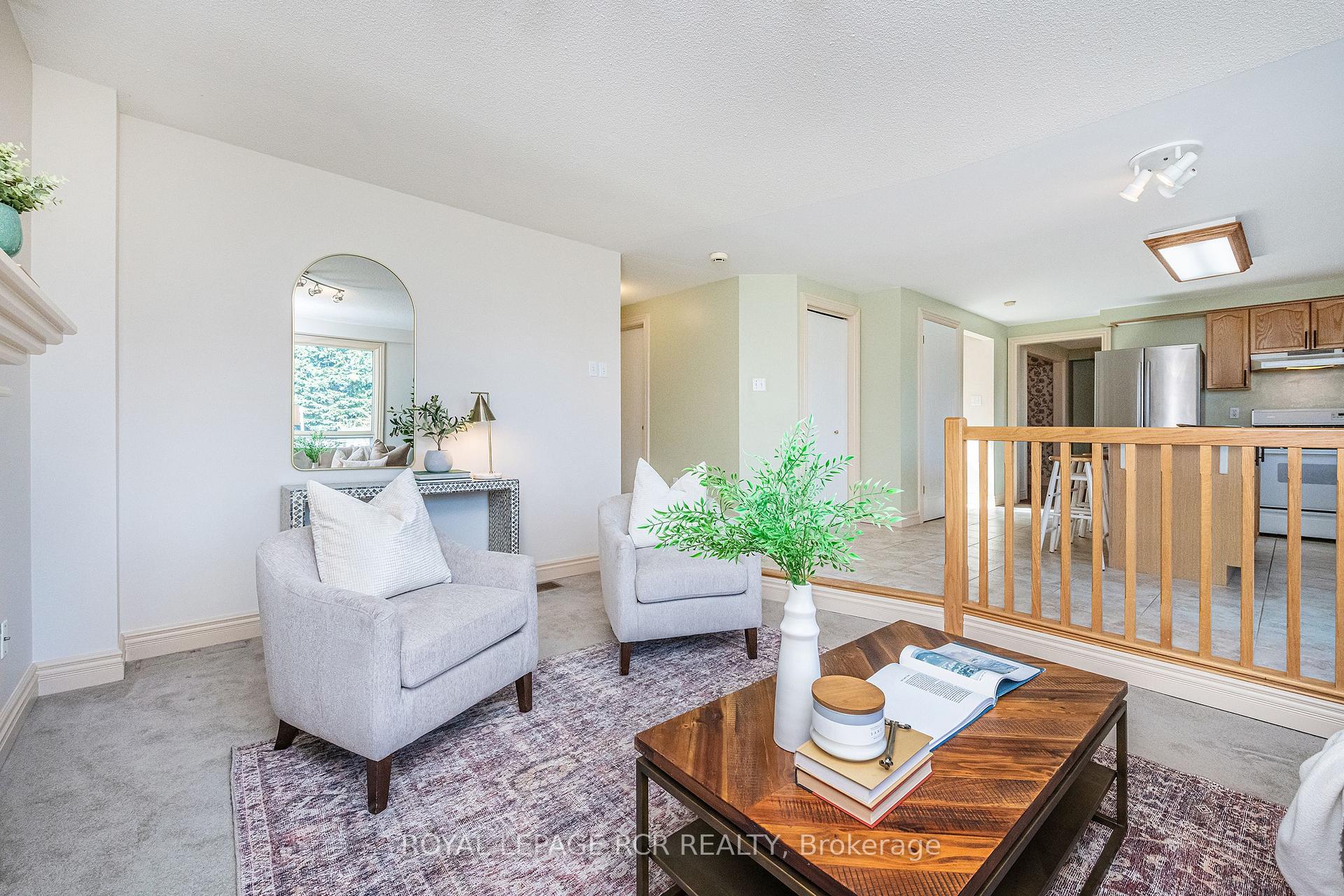 Photo 11 of 222 Walsh Crescent, Orangeville — HOMEH