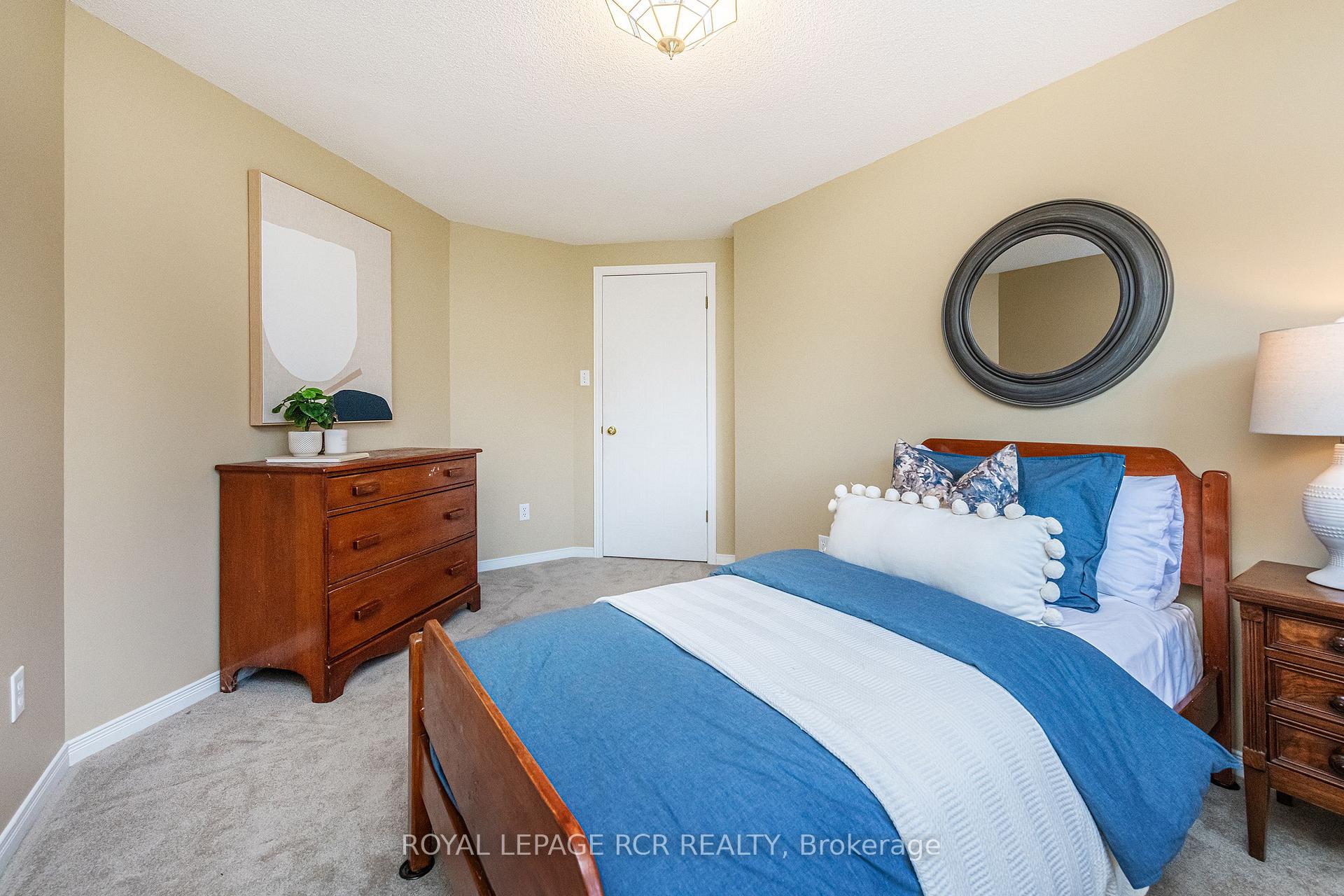 Photo 17 of 222 Walsh Crescent, Orangeville — HOMEH