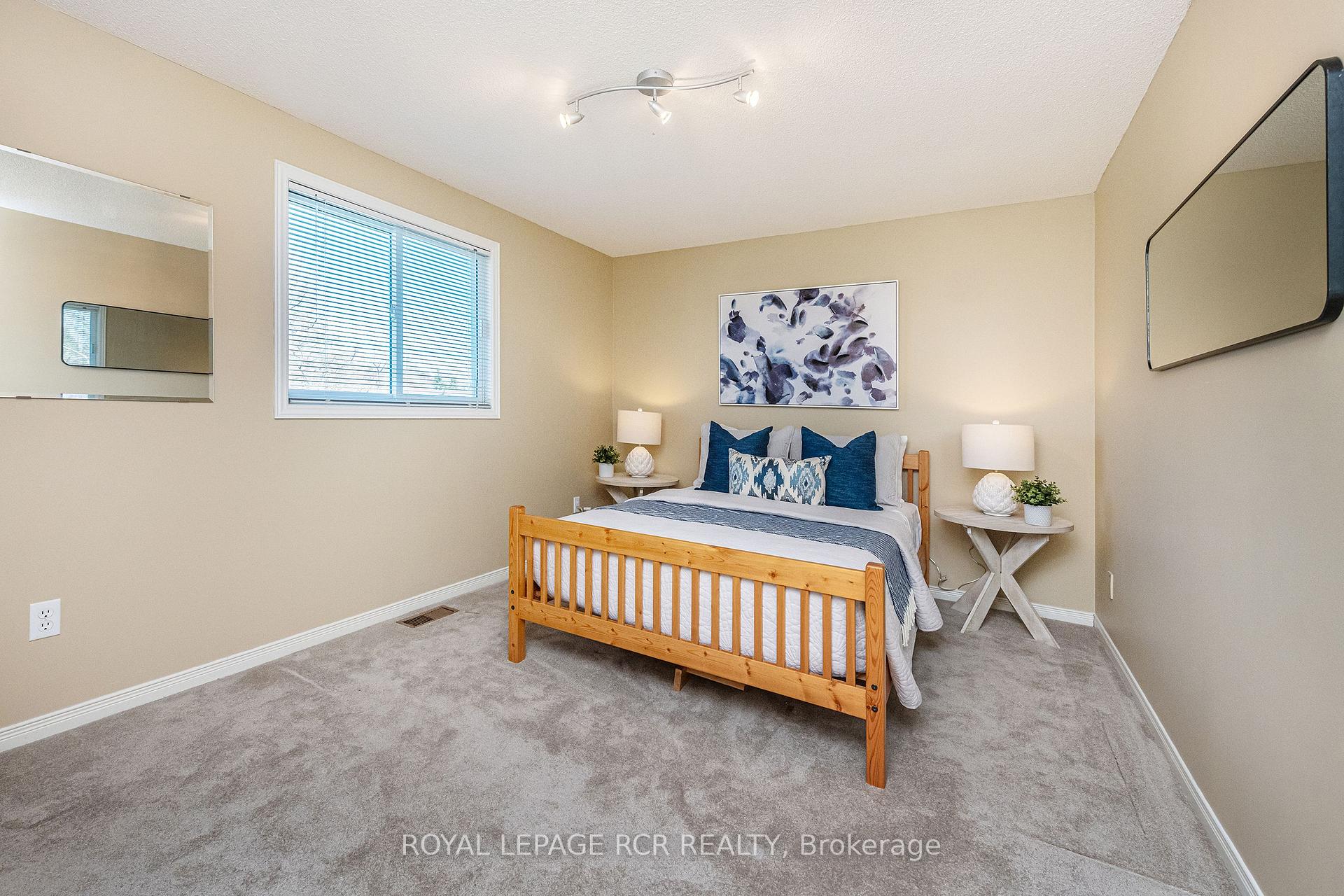 Photo 18 of 222 Walsh Crescent, Orangeville — HOMEH