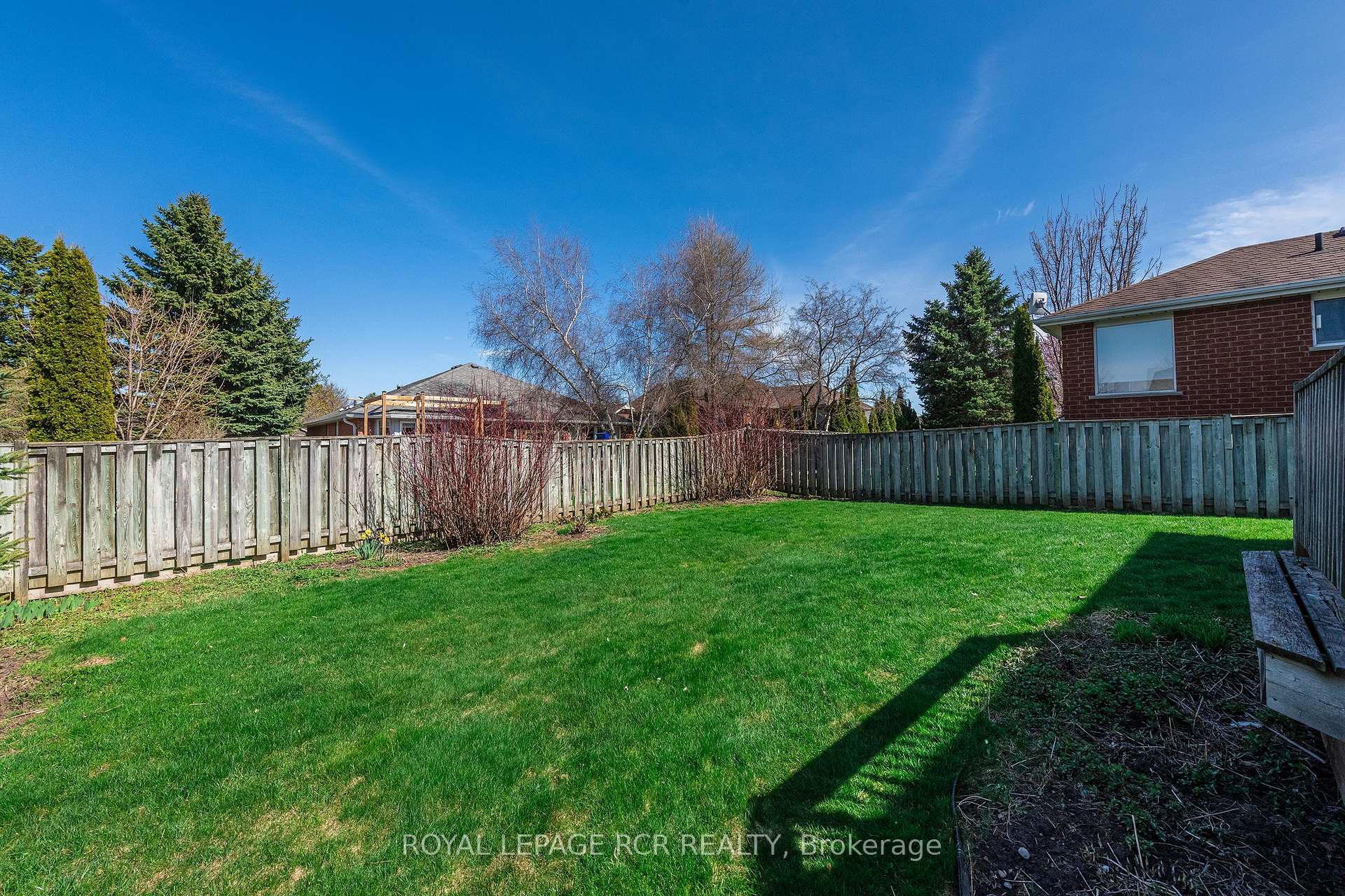 Photo 24 of 222 Walsh Crescent, Orangeville — HOMEH