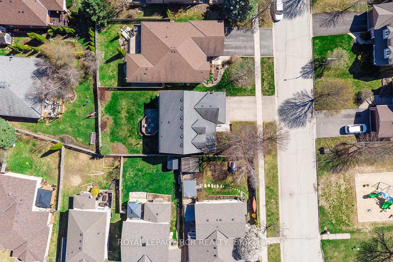 Photo 27 of 222 Walsh Crescent, Orangeville — HOMEH