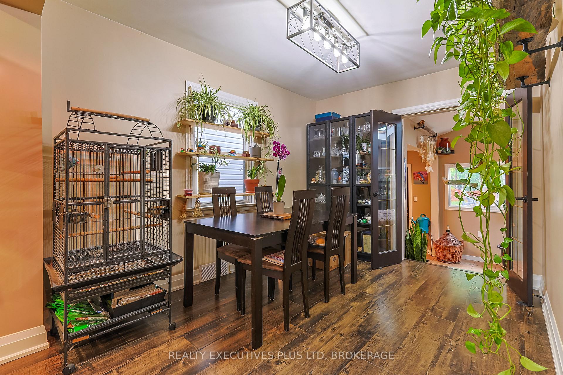 Photo 24 of 6435 Taylor Street, Niagara Falls, Dorchester — HOMEH