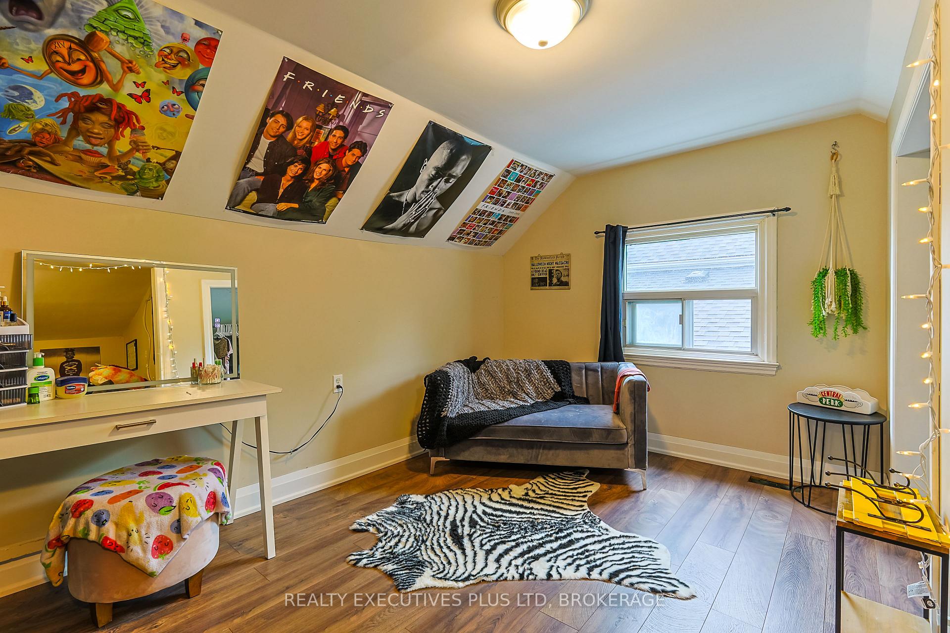 Photo 32 of 6435 Taylor Street, Niagara Falls, Dorchester — HOMEH