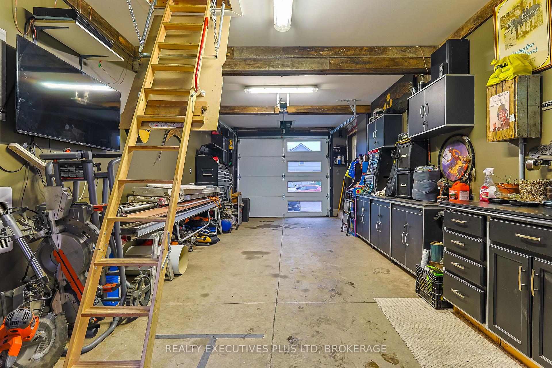 Photo 40 of 6435 Taylor Street, Niagara Falls, Dorchester — HOMEH