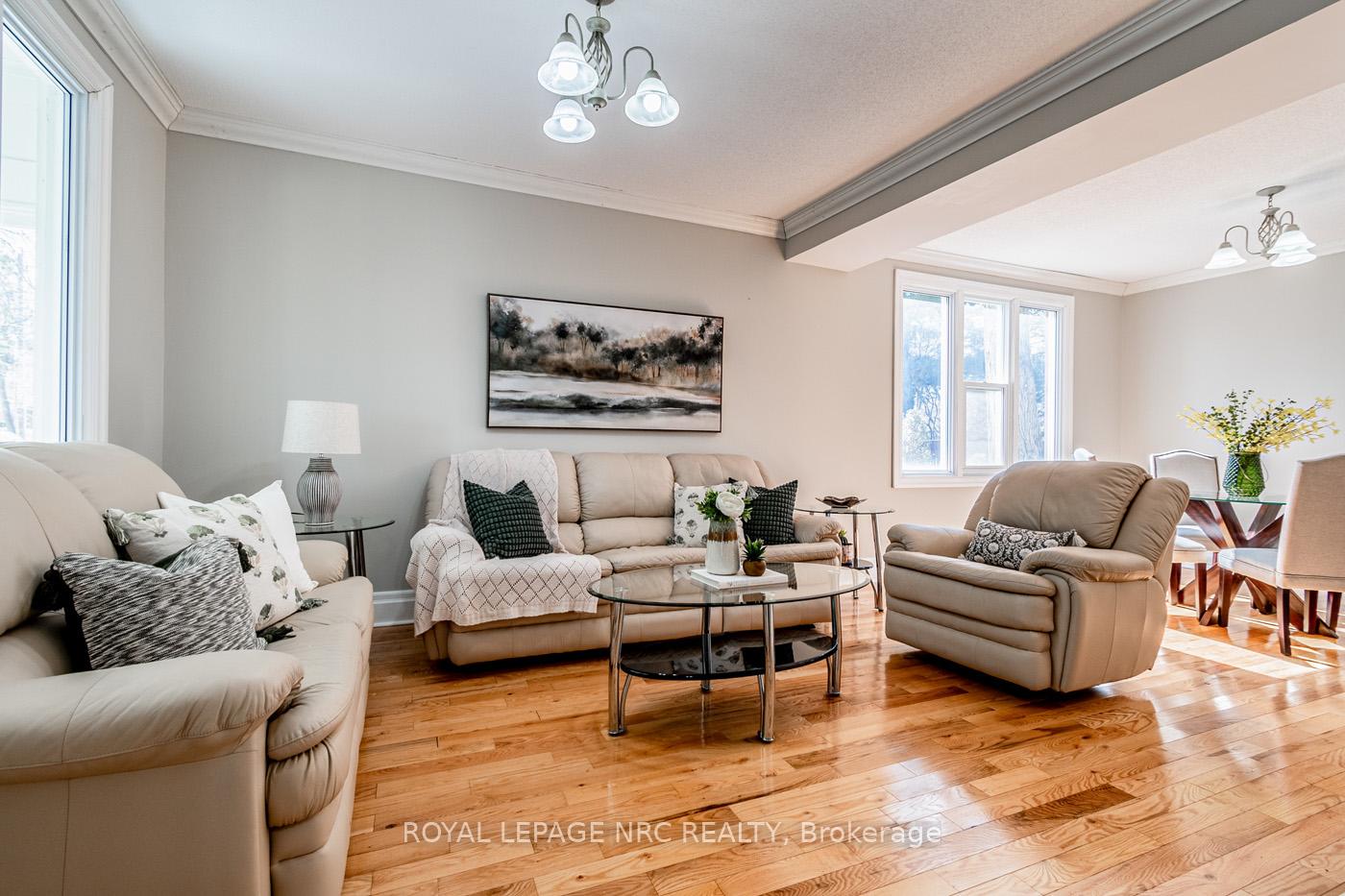 Photo 4 of 1548 Pelham Street, Pelham, Fonthill — HOMEH