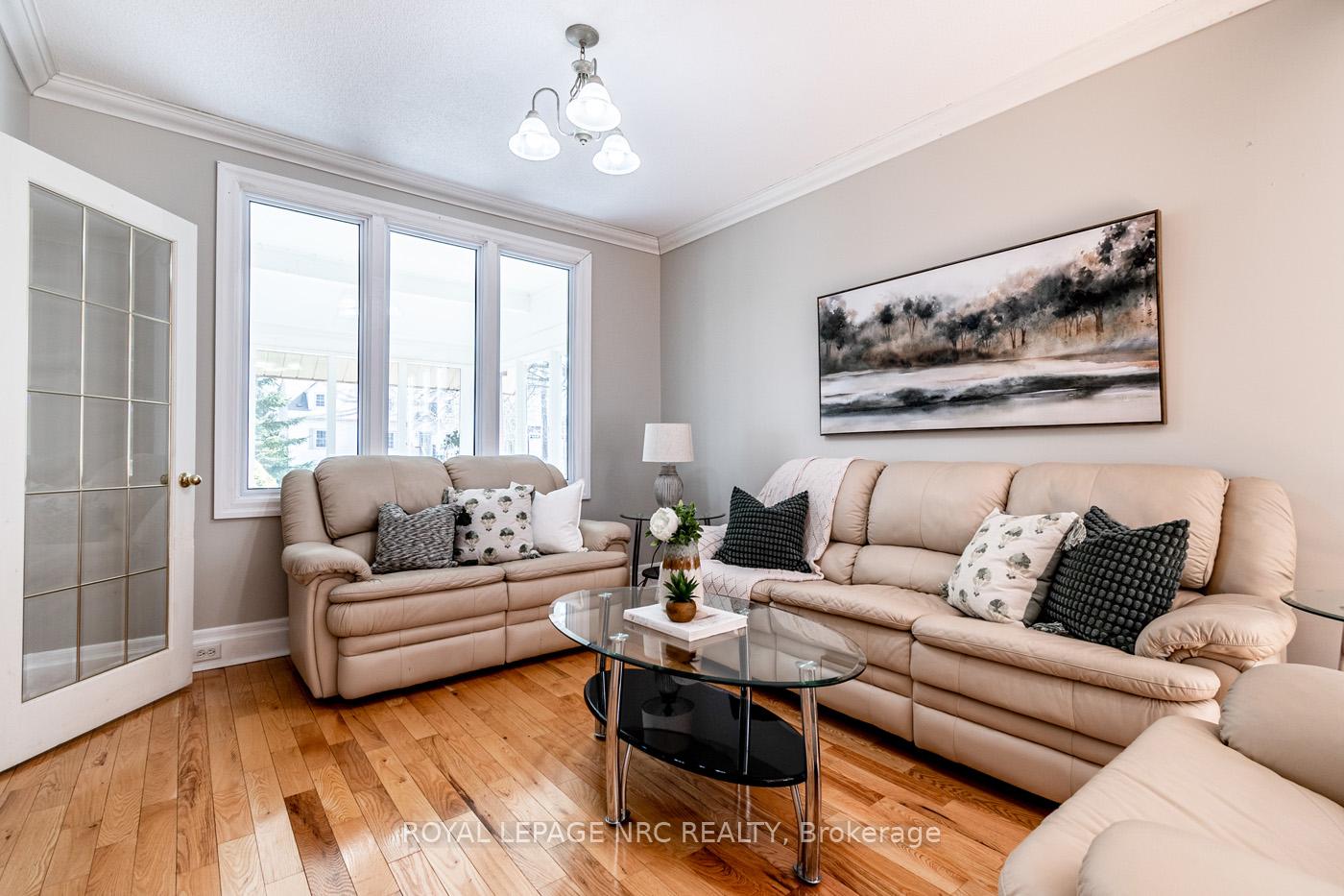 Photo 6 of 1548 Pelham Street, Pelham, Fonthill — HOMEH