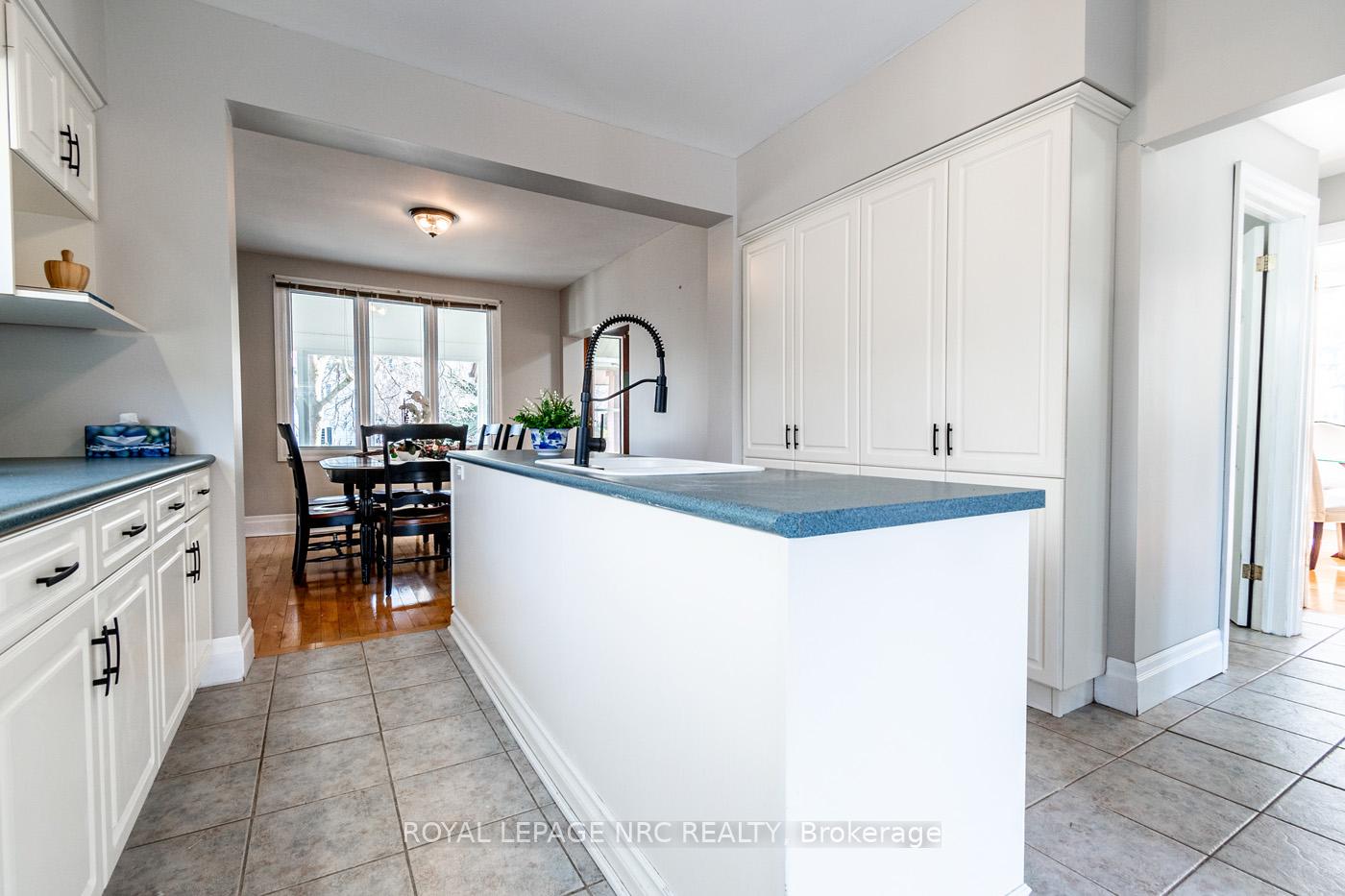 Photo 9 of 1548 Pelham Street, Pelham, Fonthill — HOMEH