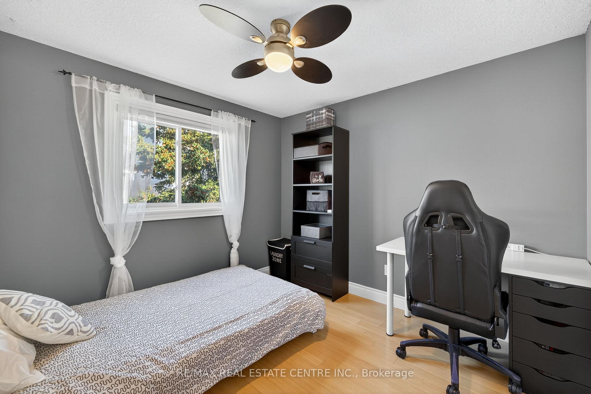 Photo 25 of 3 Bishop Court, Orangeville — HOMEH