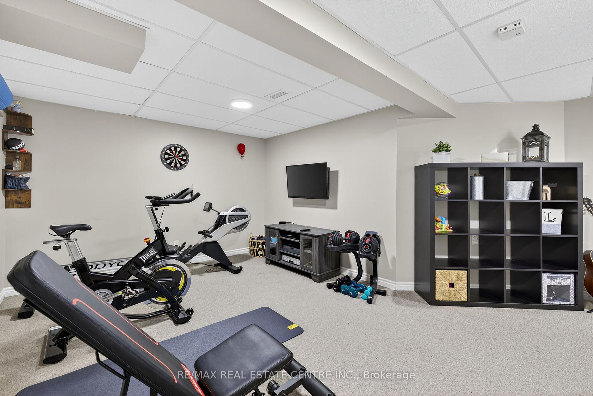 Photo 38 of 3 Bishop Court, Orangeville — HOMEH