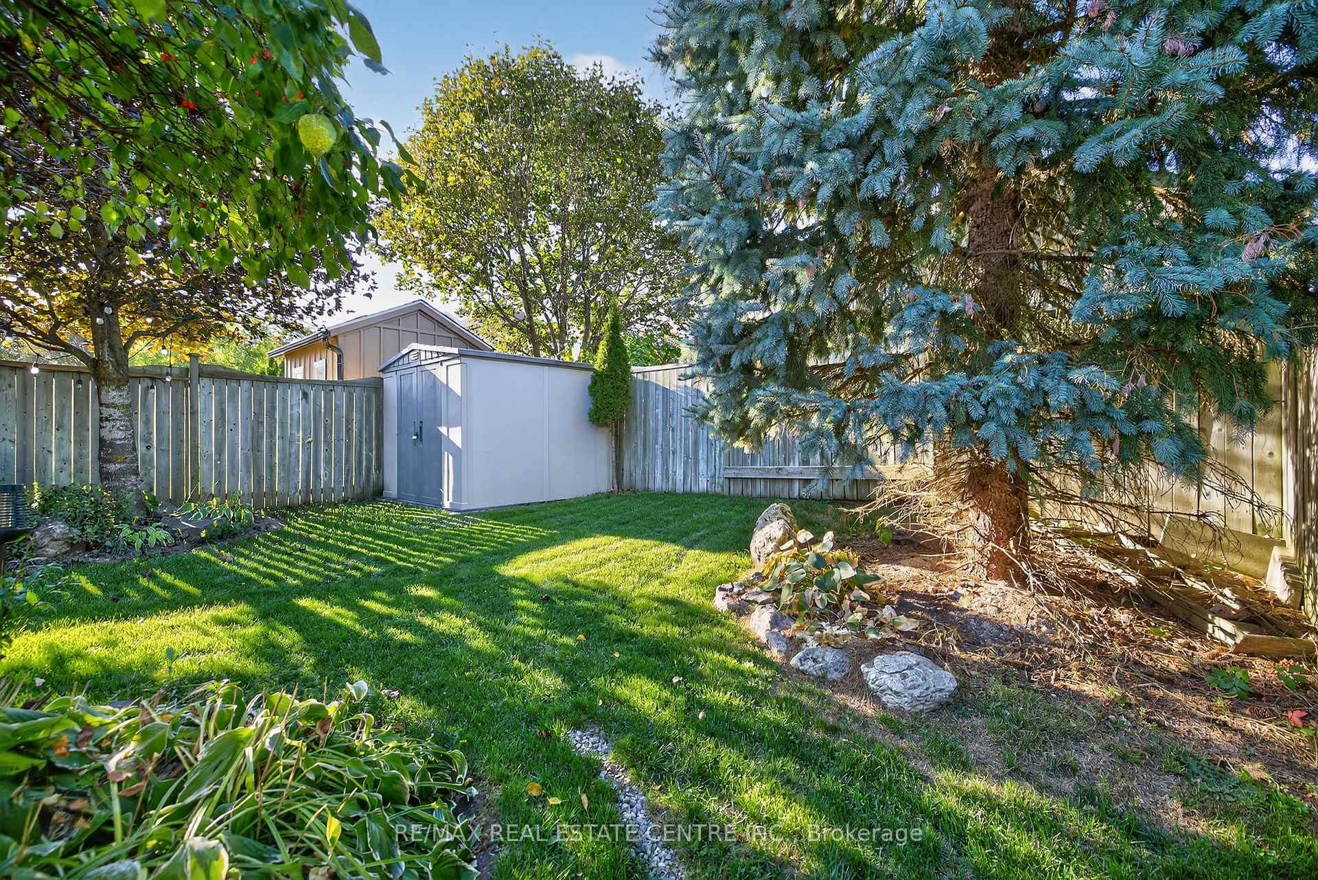 Photo 43 of 3 Bishop Court, Orangeville — HOMEH