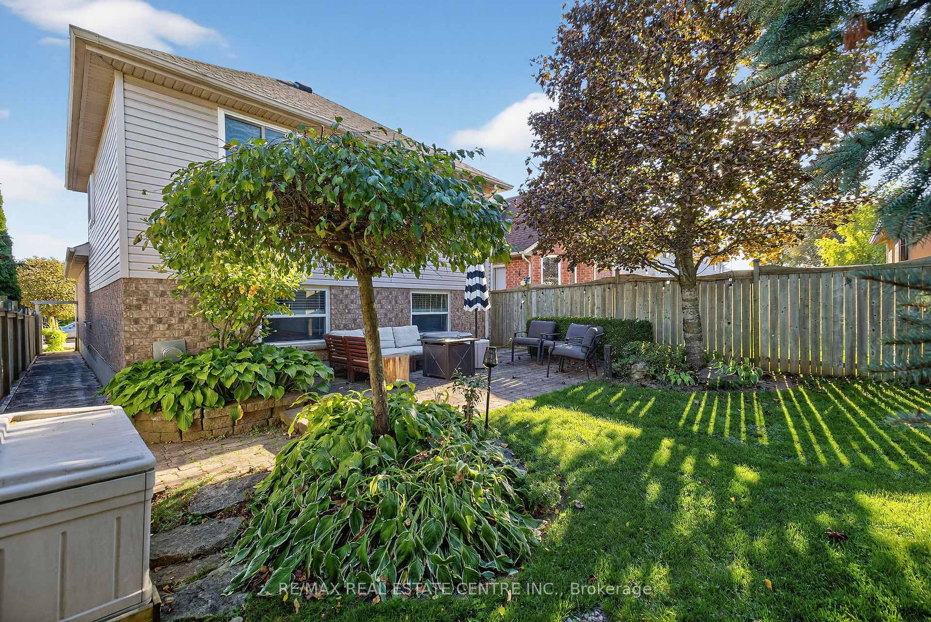 Photo 45 of 3 Bishop Court, Orangeville — HOMEH
