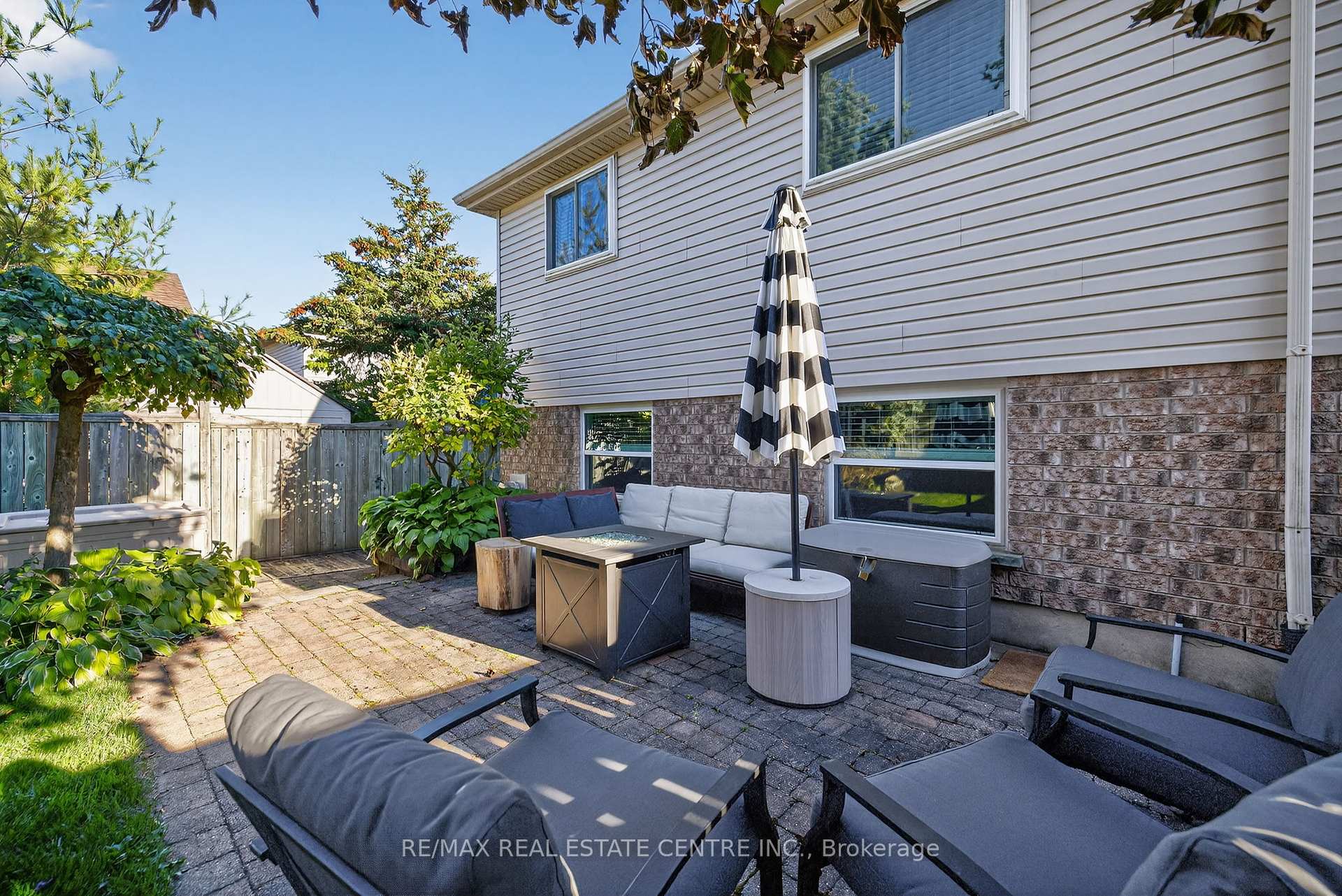 Photo 46 of 3 Bishop Court, Orangeville — HOMEH