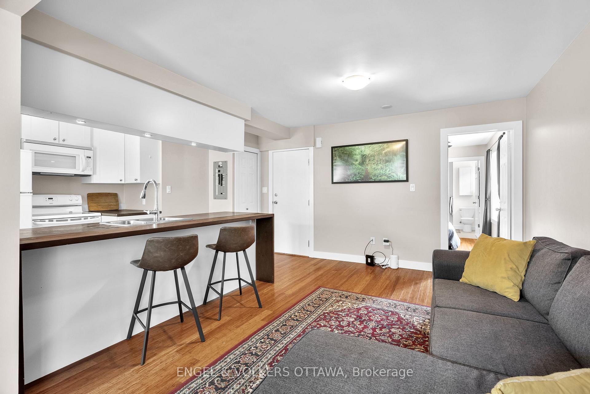 Photo 12 of Unit 3, 440 Mcleod Street, Ottawa, Ottawa Centre — HOMEH
