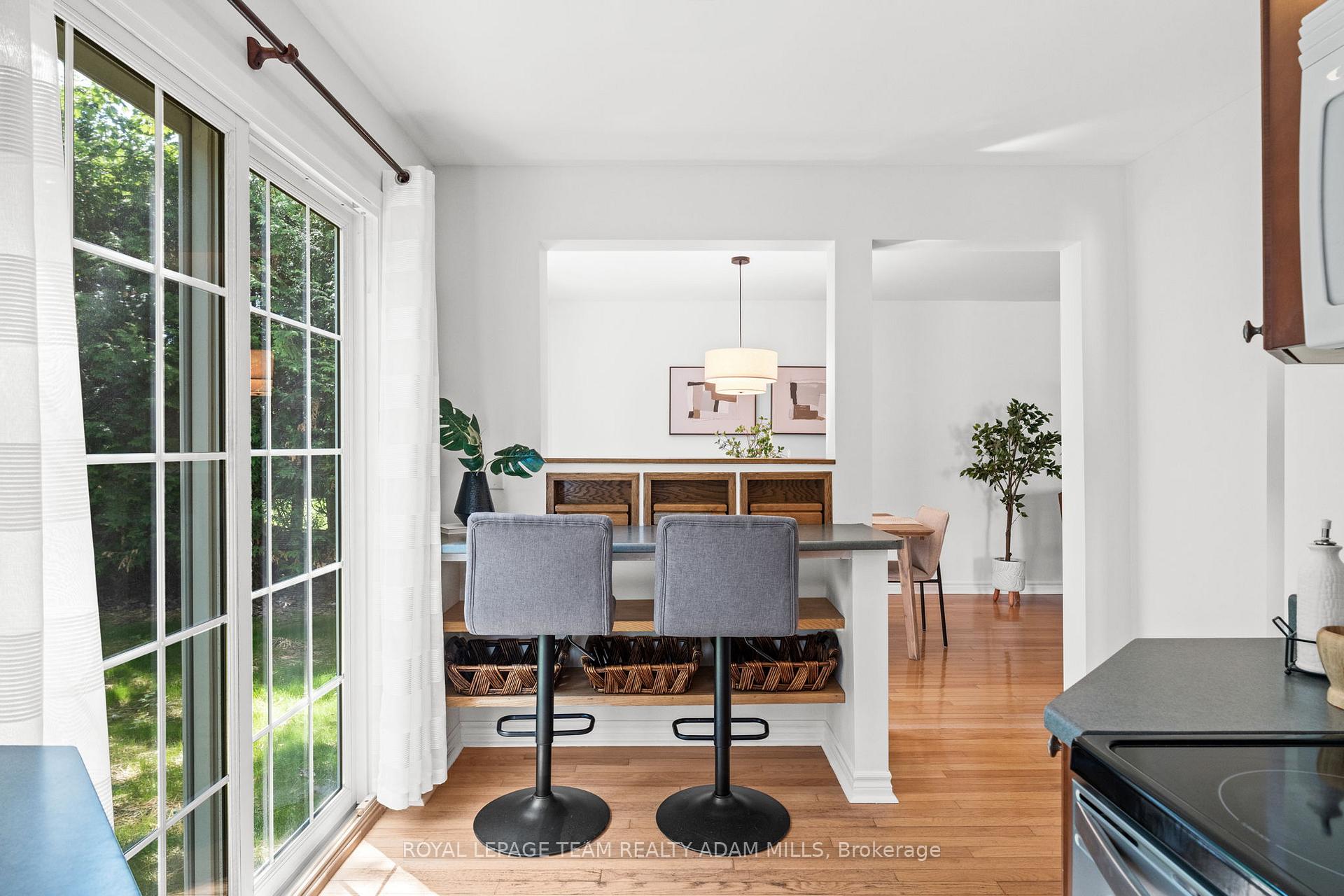 Photo 16 of 1205 St. Moritz Court, Ottawa, Convent Glen North — HOMEH