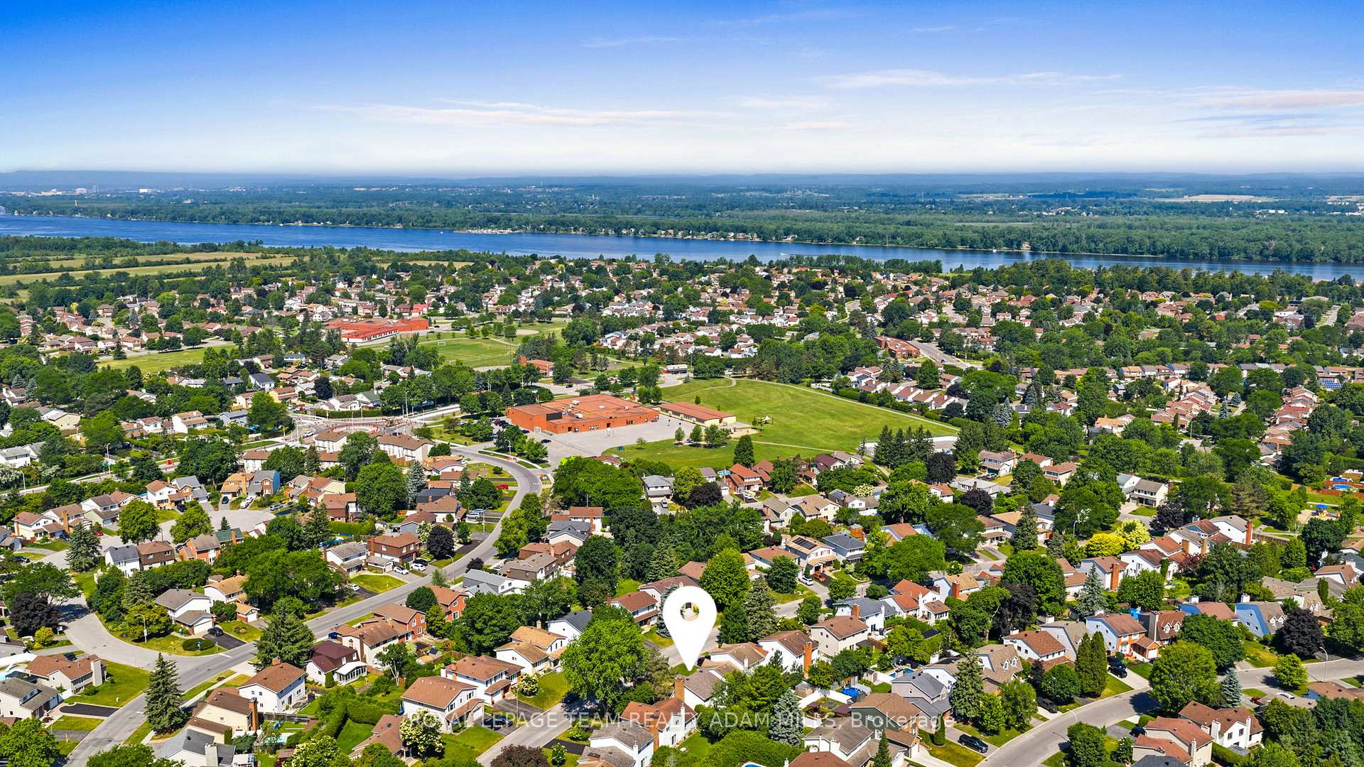 Photo 39 of 1205 St. Moritz Court, Ottawa, Convent Glen North — HOMEH